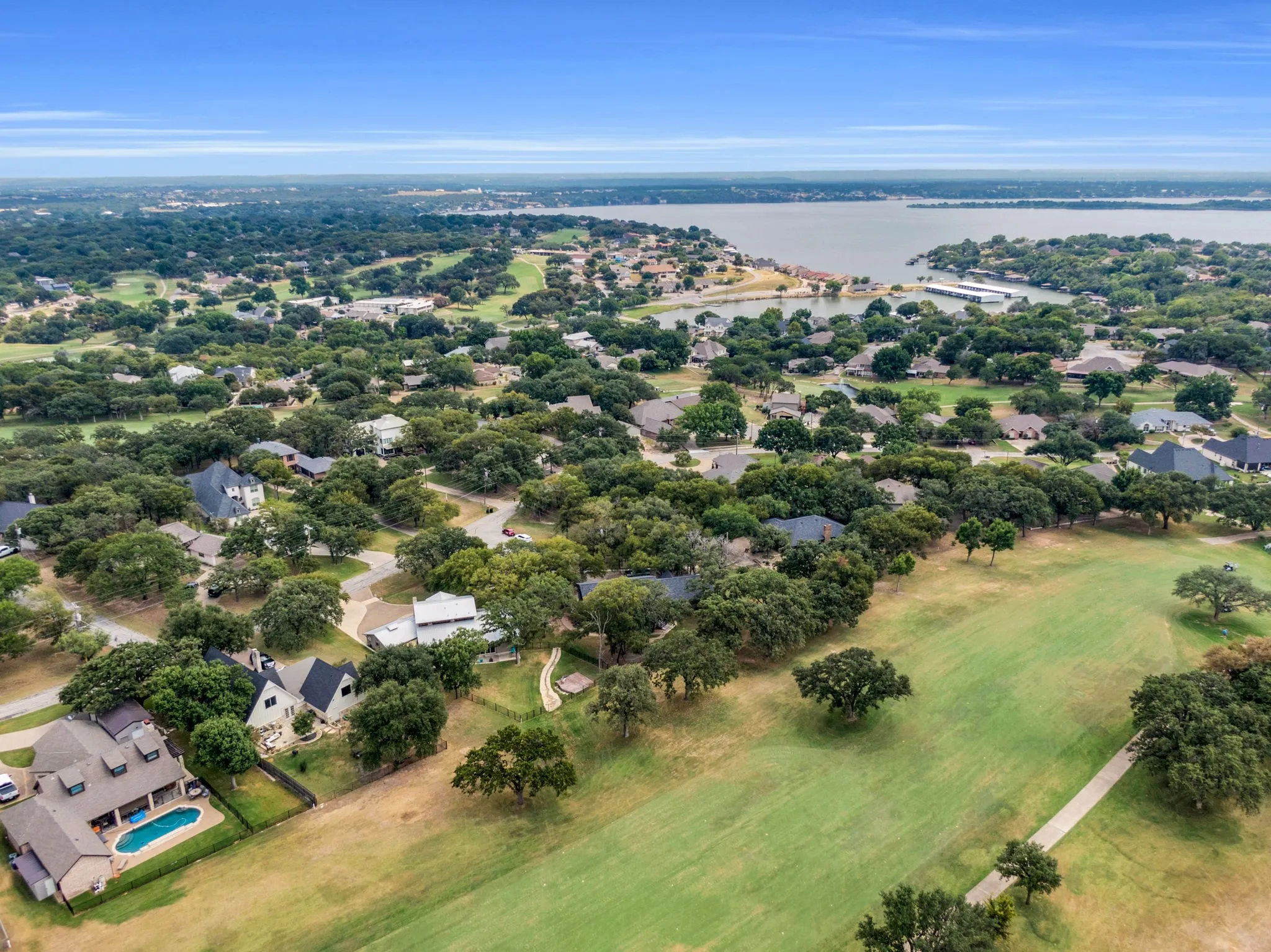 Single Family Residence For Sale in Hood County , 5102 Largo Drive, De Cordova, Texas 76049, 4 Bedroom, 4 Bathroom, 2 Garage spaces, 3,158 Sqft, built in 1976, mls#21257774, Real Estate Agent in De Cordova, Homes For Sale in Hood county, Homes For Sale in De Cordova, Realtor in De Cordova Texas, Real Estate Brokerage Independent Realty Texas, Luminita Cordes Realtor
