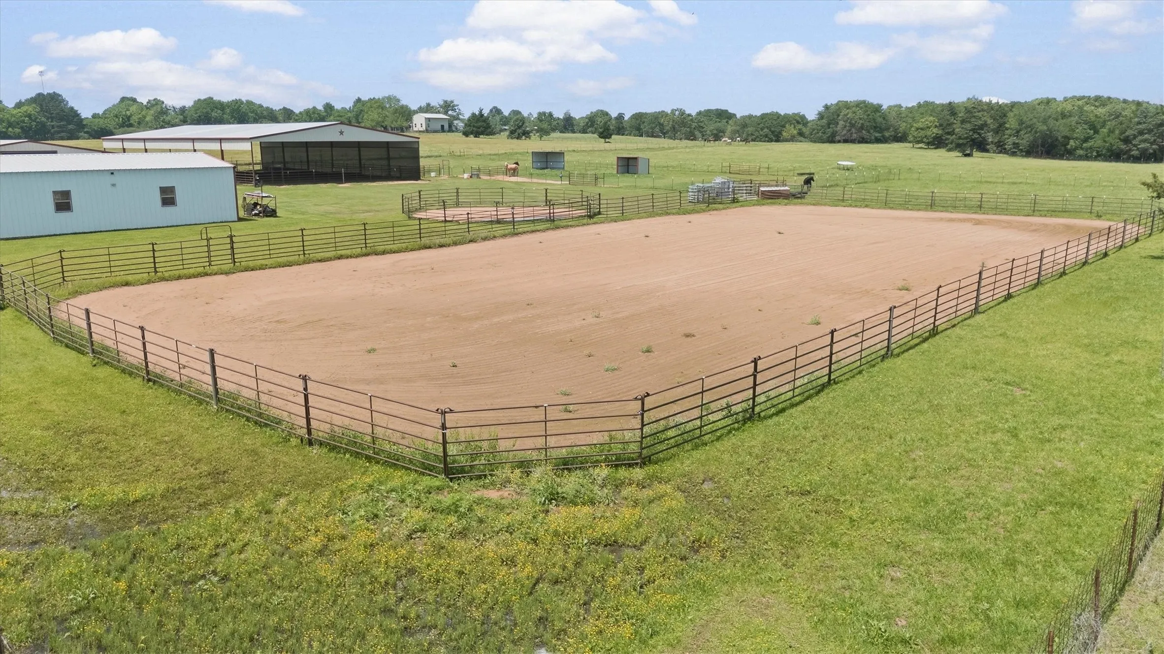 Outdoor natural sand riding arena
