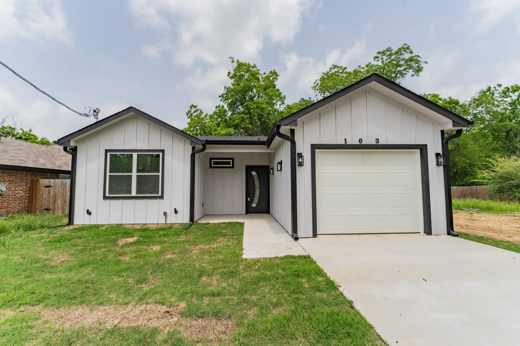 Single Family Residence For Sale in Hopkins County , 103 Ross Street W, Sulphur Springs, Texas 75482, 3 Bedroom, 2 Bathroom, 1 Garage spaces, 1,470 Sqft, built in 2026, New Construction - Complete, mls#21256090, Real Estate Agent in Sulphur Springs, Homes For Sale in Hopkins county, Homes For Sale in Sulphur Springs, Realtor in Sulphur Springs Texas, Real Estate Brokerage Independent Realty Texas, Luminita Cordes Realtor