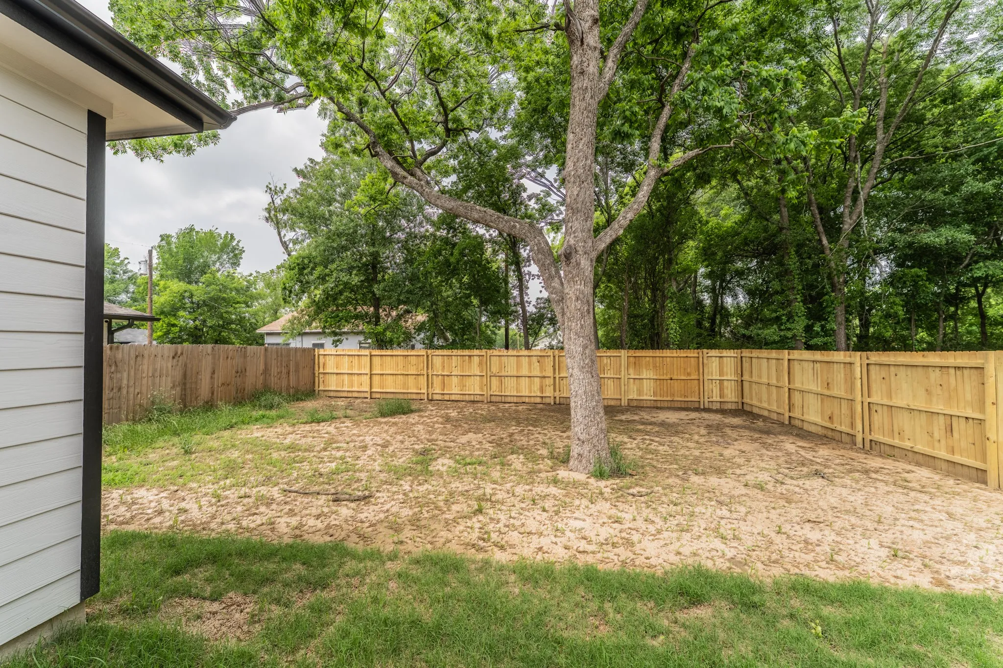 Single Family Residence For Sale in Hopkins County , 103 Ross Street W, Sulphur Springs, Texas 75482, 3 Bedroom, 2 Bathroom, 1 Garage spaces, 1,470 Sqft, built in 2026, New Construction - Complete, mls#21256090, Real Estate Agent in Sulphur Springs, Homes For Sale in Hopkins county, Homes For Sale in Sulphur Springs, Realtor in Sulphur Springs Texas, Real Estate Brokerage Independent Realty Texas, Luminita Cordes Realtor