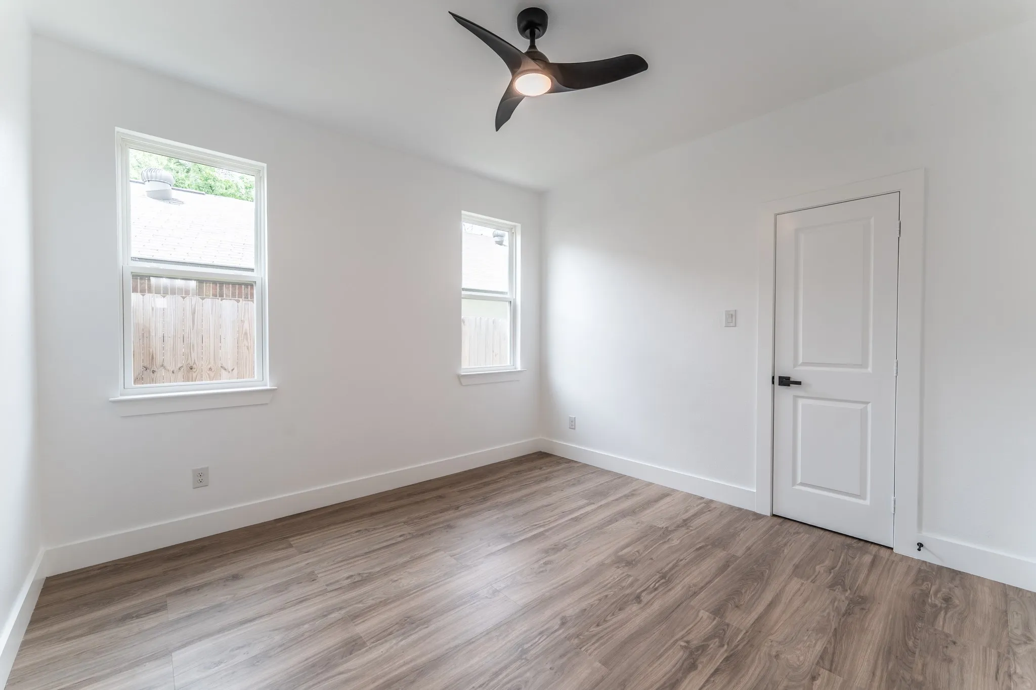 Single Family Residence For Sale in Hopkins County , 103 Ross Street W, Sulphur Springs, Texas 75482, 3 Bedroom, 2 Bathroom, 1 Garage spaces, 1,470 Sqft, built in 2026, New Construction - Complete, mls#21256090, Real Estate Agent in Sulphur Springs, Homes For Sale in Hopkins county, Homes For Sale in Sulphur Springs, Realtor in Sulphur Springs Texas, Real Estate Brokerage Independent Realty Texas, Luminita Cordes Realtor