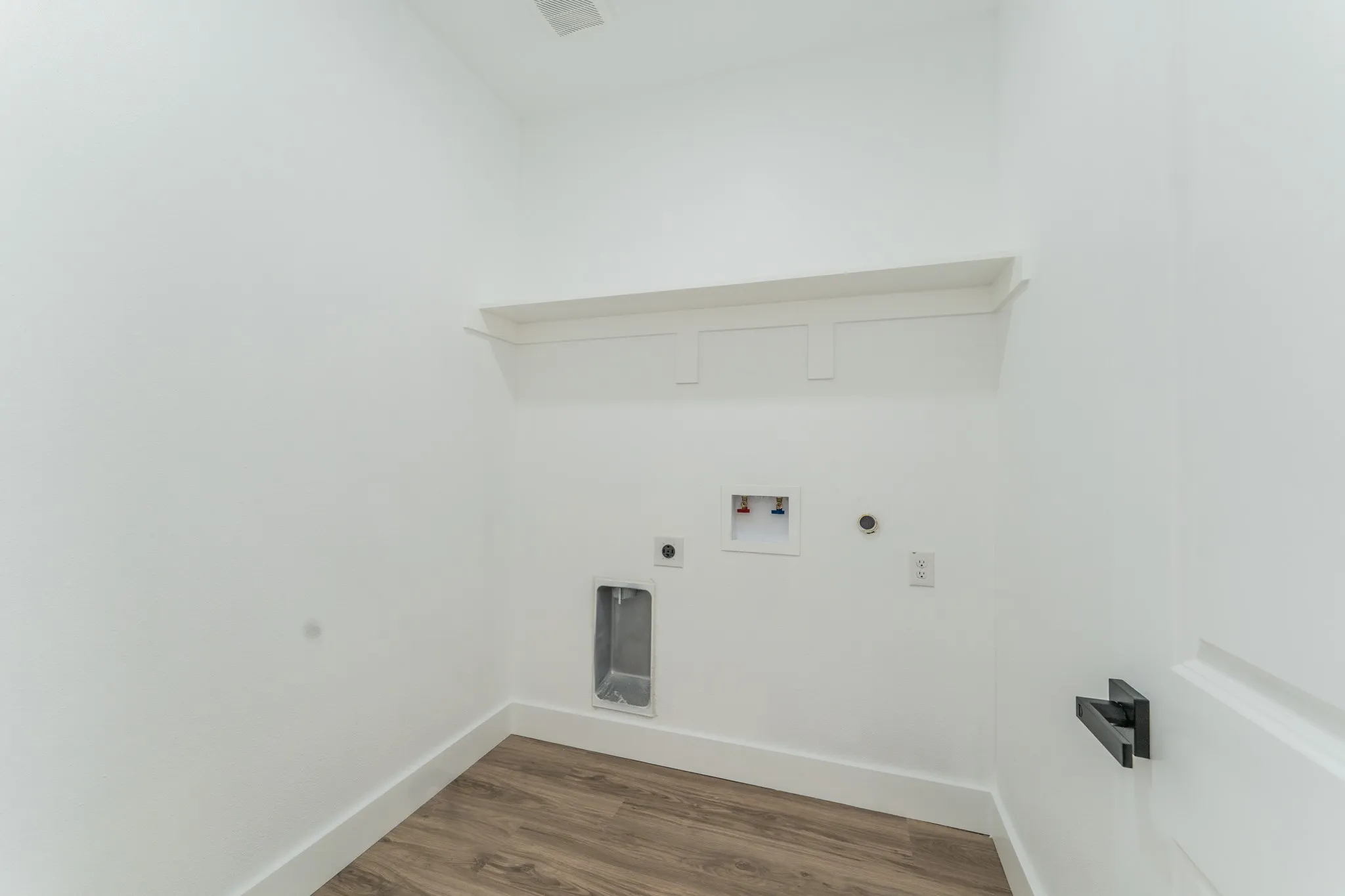 Single Family Residence For Sale in Hopkins County , 103 Ross Street W, Sulphur Springs, Texas 75482, 3 Bedroom, 2 Bathroom, 1 Garage spaces, 1,470 Sqft, built in 2026, New Construction - Complete, mls#21256090, Real Estate Agent in Sulphur Springs, Homes For Sale in Hopkins county, Homes For Sale in Sulphur Springs, Realtor in Sulphur Springs Texas, Real Estate Brokerage Independent Realty Texas, Luminita Cordes Realtor