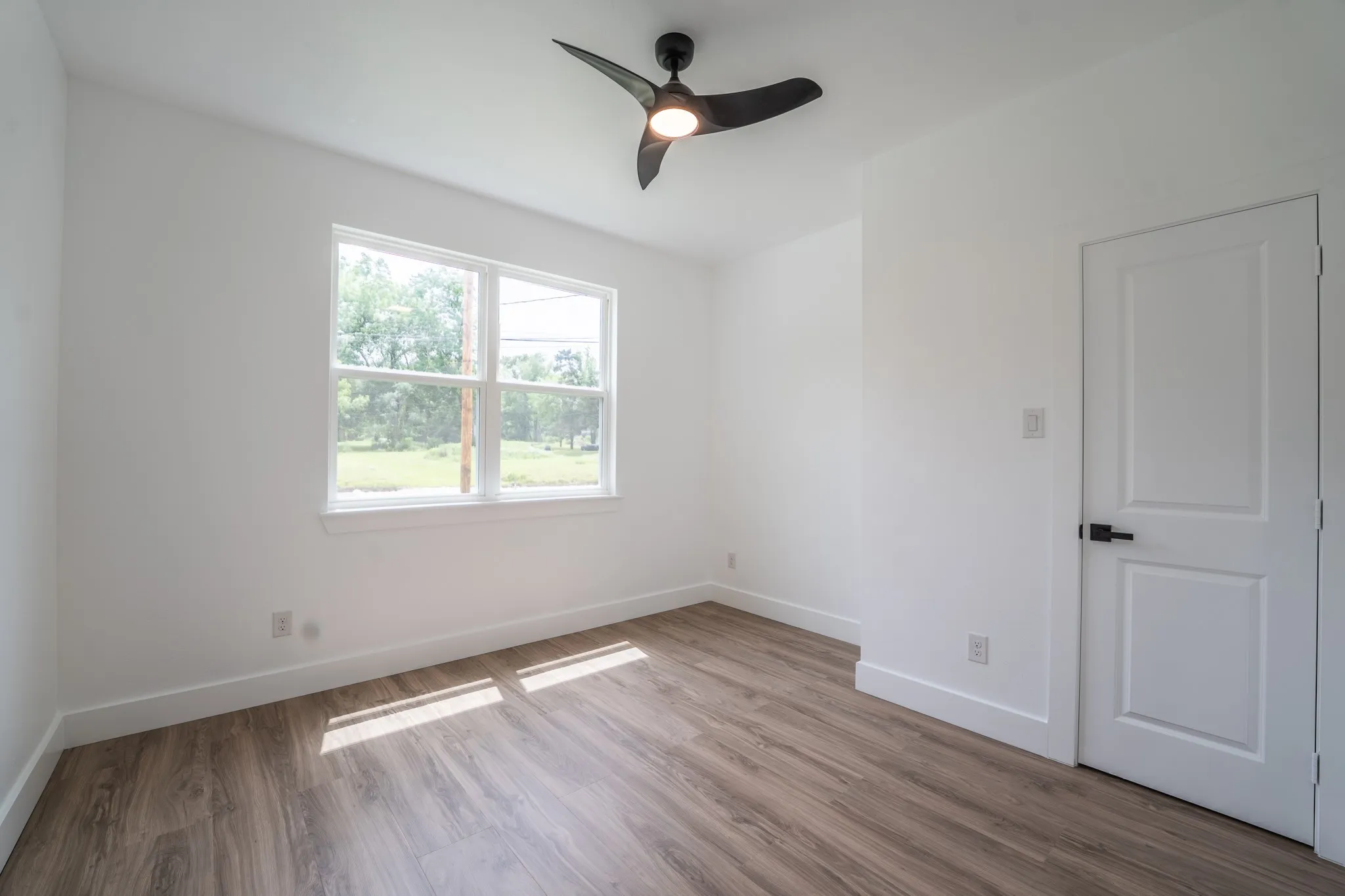 Single Family Residence For Sale in Hopkins County , 103 Ross Street W, Sulphur Springs, Texas 75482, 3 Bedroom, 2 Bathroom, 1 Garage spaces, 1,470 Sqft, built in 2026, New Construction - Complete, mls#21256090, Real Estate Agent in Sulphur Springs, Homes For Sale in Hopkins county, Homes For Sale in Sulphur Springs, Realtor in Sulphur Springs Texas, Real Estate Brokerage Independent Realty Texas, Luminita Cordes Realtor