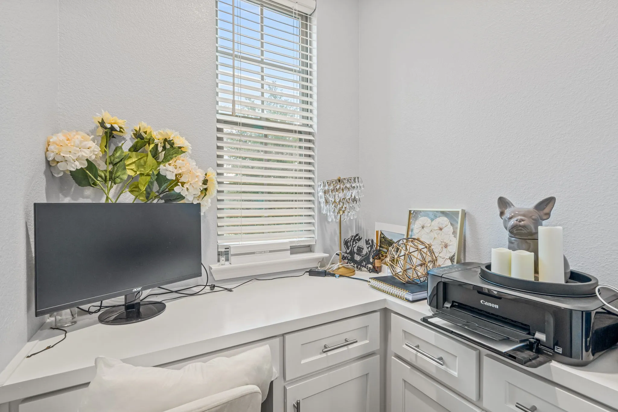 Townhouse For Sale in Tarrant County , 3711 Byers Avenue, Fort Worth, Texas 76107, 3 Bedroom, 4 Bathroom, 2 Garage spaces, 1,940 Sqft, built in 2019, Preowned, mls#21255504, Real Estate Agent in Fort Worth, Homes For Sale in Tarrant county, Homes For Sale in Fort Worth, Realtor in Fort Worth Texas, Real Estate Brokerage Independent Realty Texas, Luminita Cordes Realtor