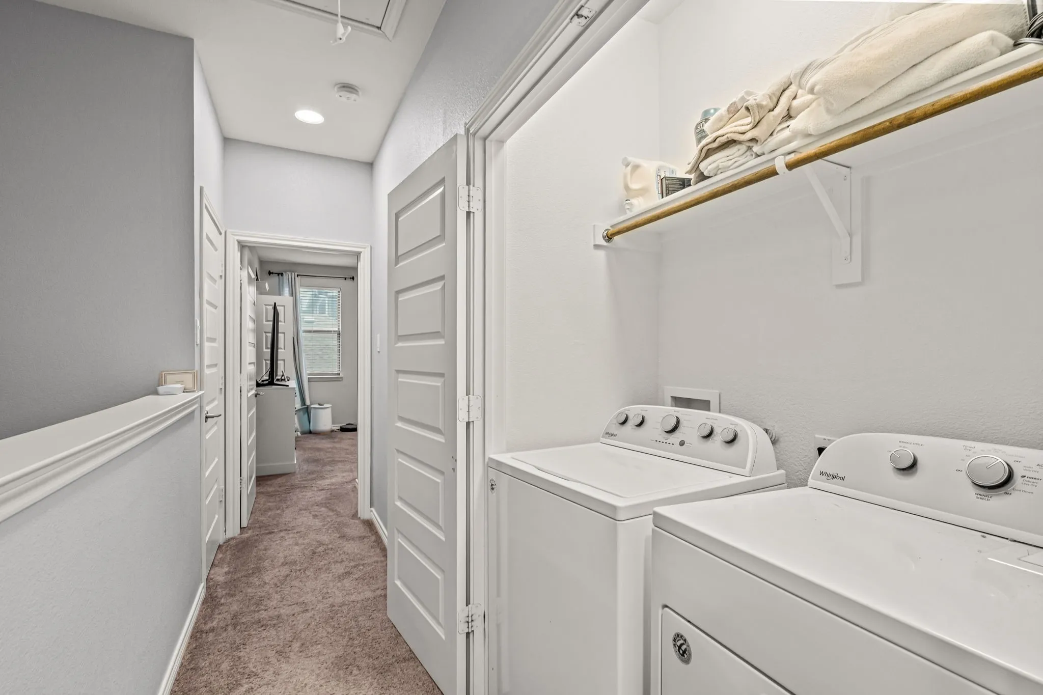 Townhouse For Sale in Tarrant County , 3711 Byers Avenue, Fort Worth, Texas 76107, 3 Bedroom, 4 Bathroom, 2 Garage spaces, 1,940 Sqft, built in 2019, Preowned, mls#21255504, Real Estate Agent in Fort Worth, Homes For Sale in Tarrant county, Homes For Sale in Fort Worth, Realtor in Fort Worth Texas, Real Estate Brokerage Independent Realty Texas, Luminita Cordes Realtor
