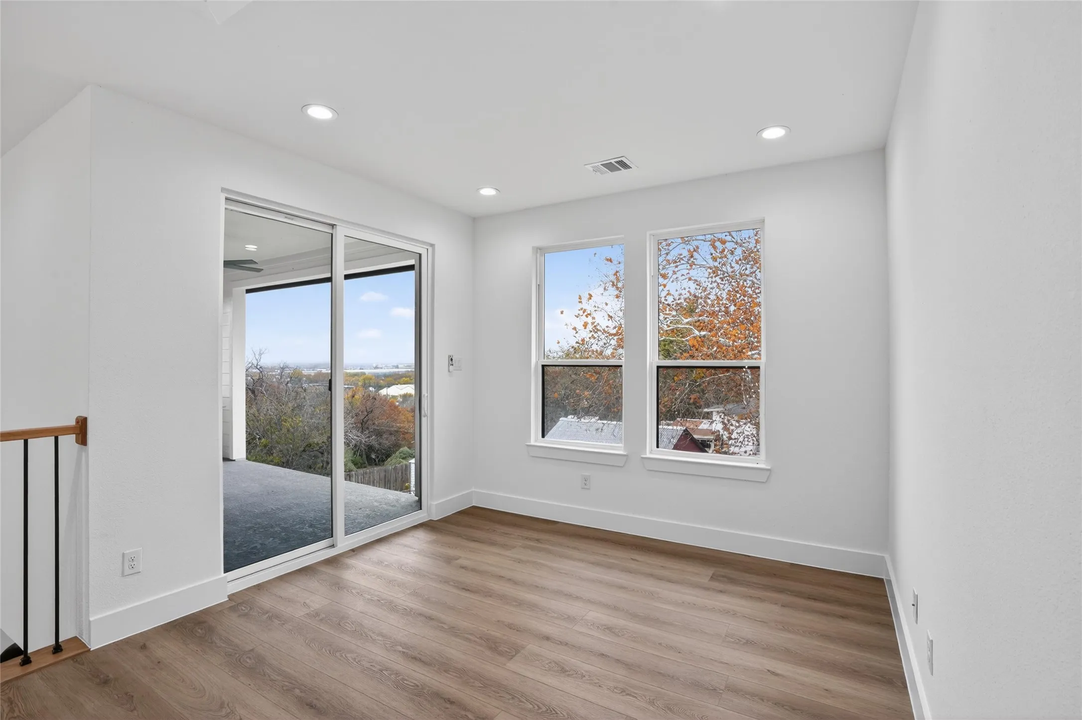 Single Family Residence For Sale in Dallas County , 2007 N Montclair Avenue, Dallas, Texas 75208, 4 Bedroom, 3 Bathroom, 2 Garage spaces, 2,604 Sqft, built in 2025, Price $679,900, mls#21257916, Real Estate Agent in Dallas, Homes For Sale in Dallas county, Homes For Sale in Dallas, Realtor in Dallas Texas, Real Estate Brokerage Independent Realty Texas, Luminita Cordes Realtor