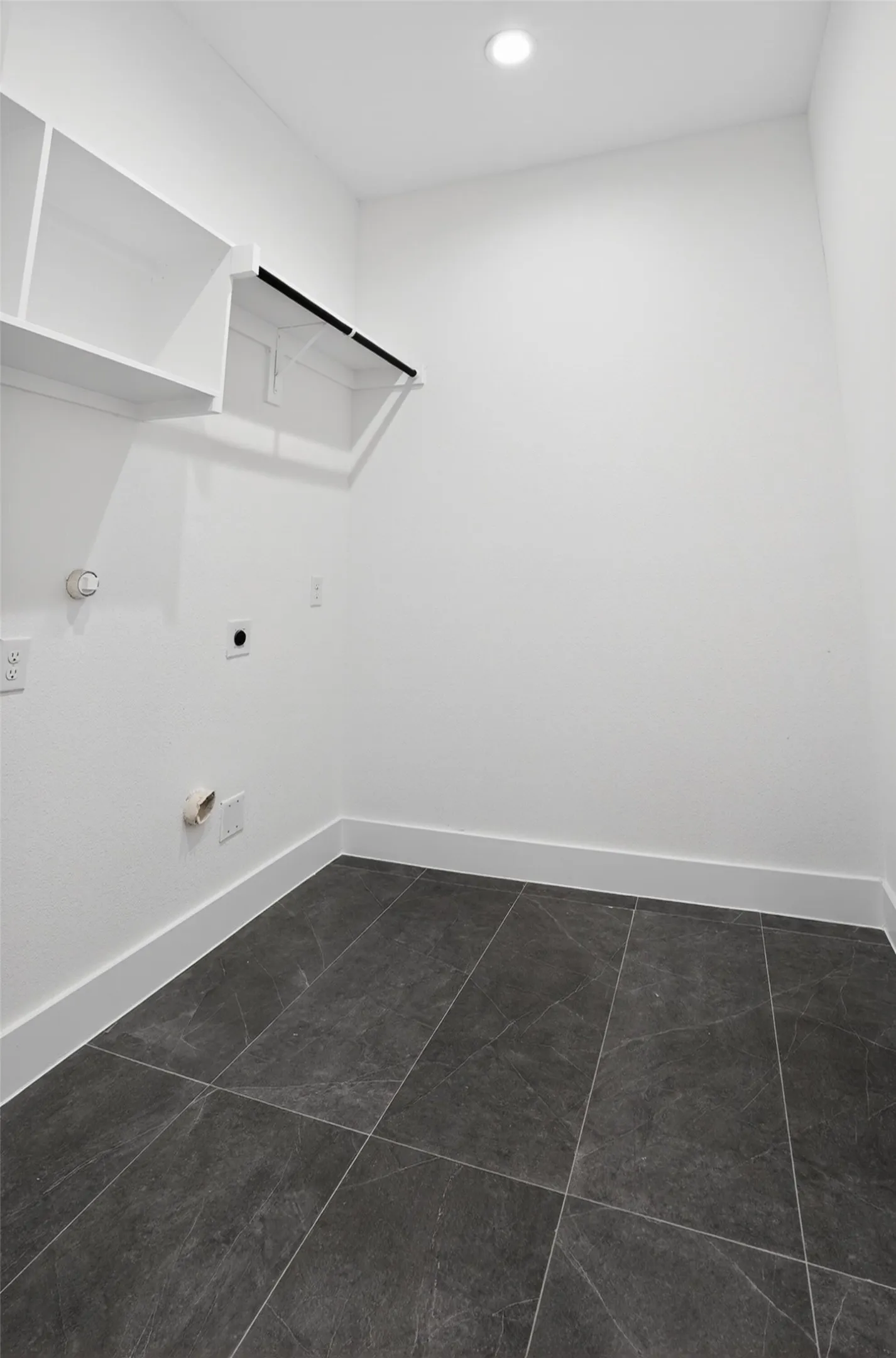 Single Family Residence For Sale in Dallas County , 2007 N Montclair Avenue, Dallas, Texas 75208, 4 Bedroom, 3 Bathroom, 2 Garage spaces, 2,604 Sqft, built in 2025, Price $679,900, mls#21257916, Real Estate Agent in Dallas, Homes For Sale in Dallas county, Homes For Sale in Dallas, Realtor in Dallas Texas, Real Estate Brokerage Independent Realty Texas, Luminita Cordes Realtor