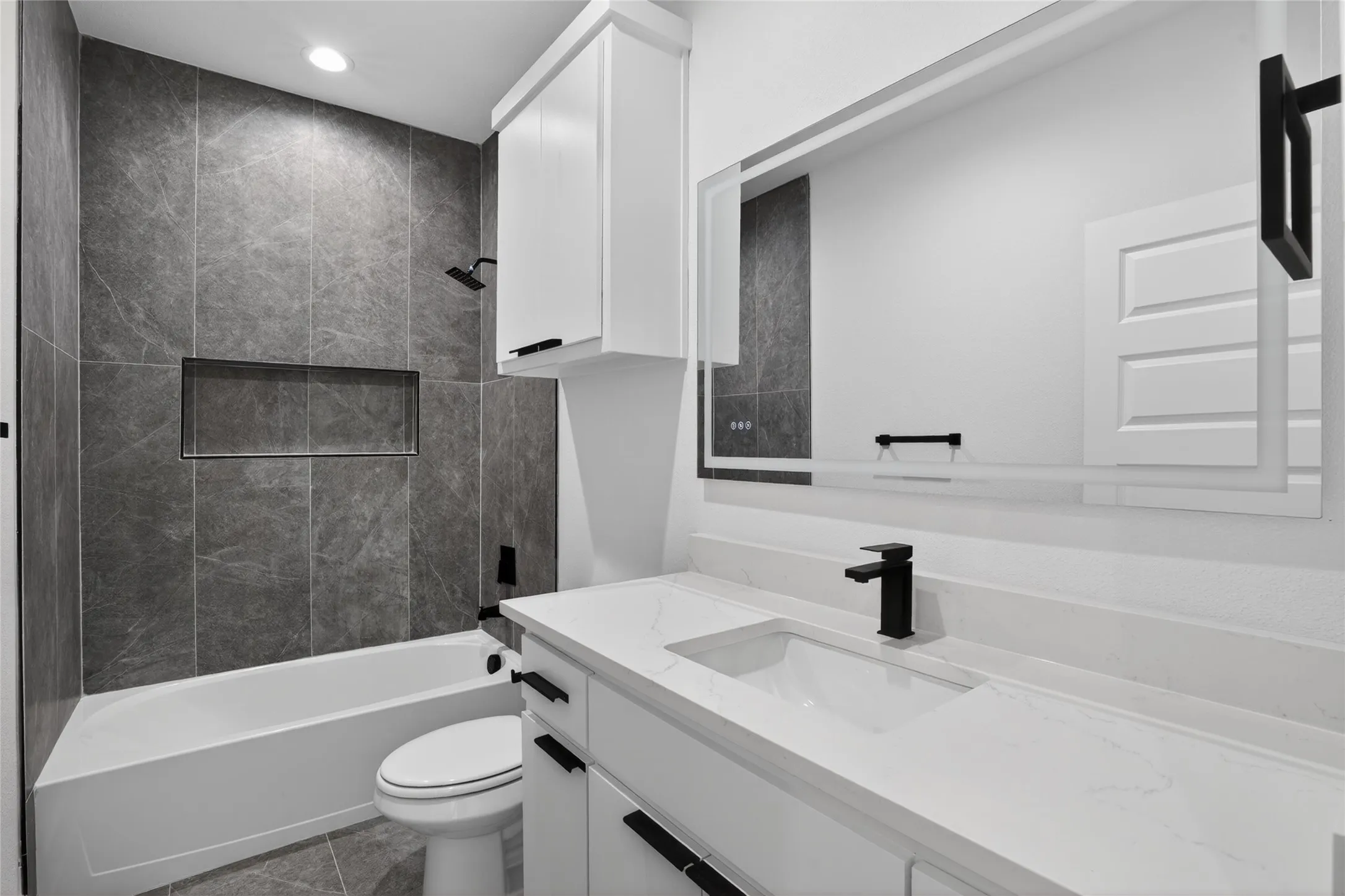 Single Family Residence For Sale in Dallas County , 2007 N Montclair Avenue, Dallas, Texas 75208, 4 Bedroom, 3 Bathroom, 2 Garage spaces, 2,604 Sqft, built in 2025, Price $679,900, mls#21257916, Real Estate Agent in Dallas, Homes For Sale in Dallas county, Homes For Sale in Dallas, Realtor in Dallas Texas, Real Estate Brokerage Independent Realty Texas, Luminita Cordes Realtor