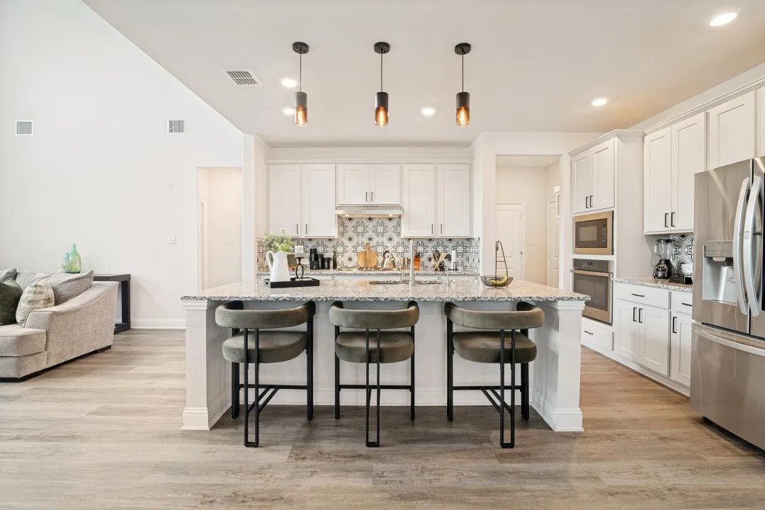 Single Family Residence For Sale in Kaufman County , 852 Vineyard Way, Forney, Texas 75126, 4 Bedroom, 3 Bathroom, 3 Garage spaces, 2,967 Sqft, built in 2022, Preowned, mls#21257937, Real Estate Agent in Forney, Homes For Sale in Kaufman county, Homes For Sale in Forney, Realtor in Forney Texas, Real Estate Brokerage Independent Realty Texas, Luminita Cordes Realtor