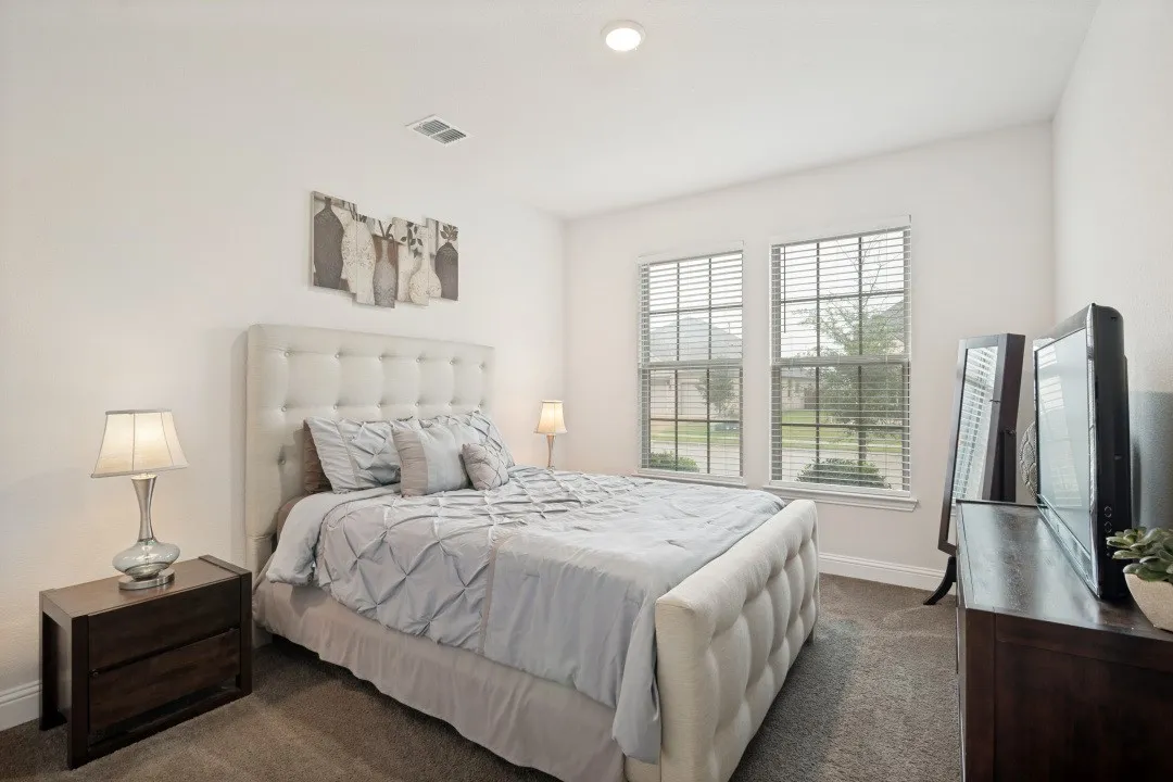 Single Family Residence For Sale in Kaufman County , 852 Vineyard Way, Forney, Texas 75126, 4 Bedroom, 3 Bathroom, 3 Garage spaces, 2,967 Sqft, built in 2022, Preowned, mls#21257937, Real Estate Agent in Forney, Homes For Sale in Kaufman county, Homes For Sale in Forney, Realtor in Forney Texas, Real Estate Brokerage Independent Realty Texas, Luminita Cordes Realtor