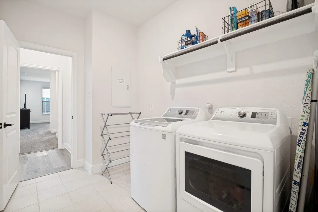 Single Family Residence For Sale in Kaufman County , 852 Vineyard Way, Forney, Texas 75126, 4 Bedroom, 3 Bathroom, 3 Garage spaces, 2,967 Sqft, built in 2022, Preowned, mls#21257937, Real Estate Agent in Forney, Homes For Sale in Kaufman county, Homes For Sale in Forney, Realtor in Forney Texas, Real Estate Brokerage Independent Realty Texas, Luminita Cordes Realtor