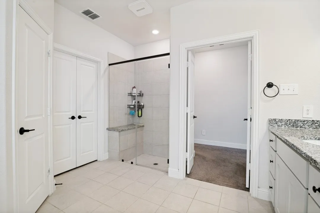 Single Family Residence For Sale in Kaufman County , 852 Vineyard Way, Forney, Texas 75126, 4 Bedroom, 3 Bathroom, 3 Garage spaces, 2,967 Sqft, built in 2022, Preowned, mls#21257937, Real Estate Agent in Forney, Homes For Sale in Kaufman county, Homes For Sale in Forney, Realtor in Forney Texas, Real Estate Brokerage Independent Realty Texas, Luminita Cordes Realtor