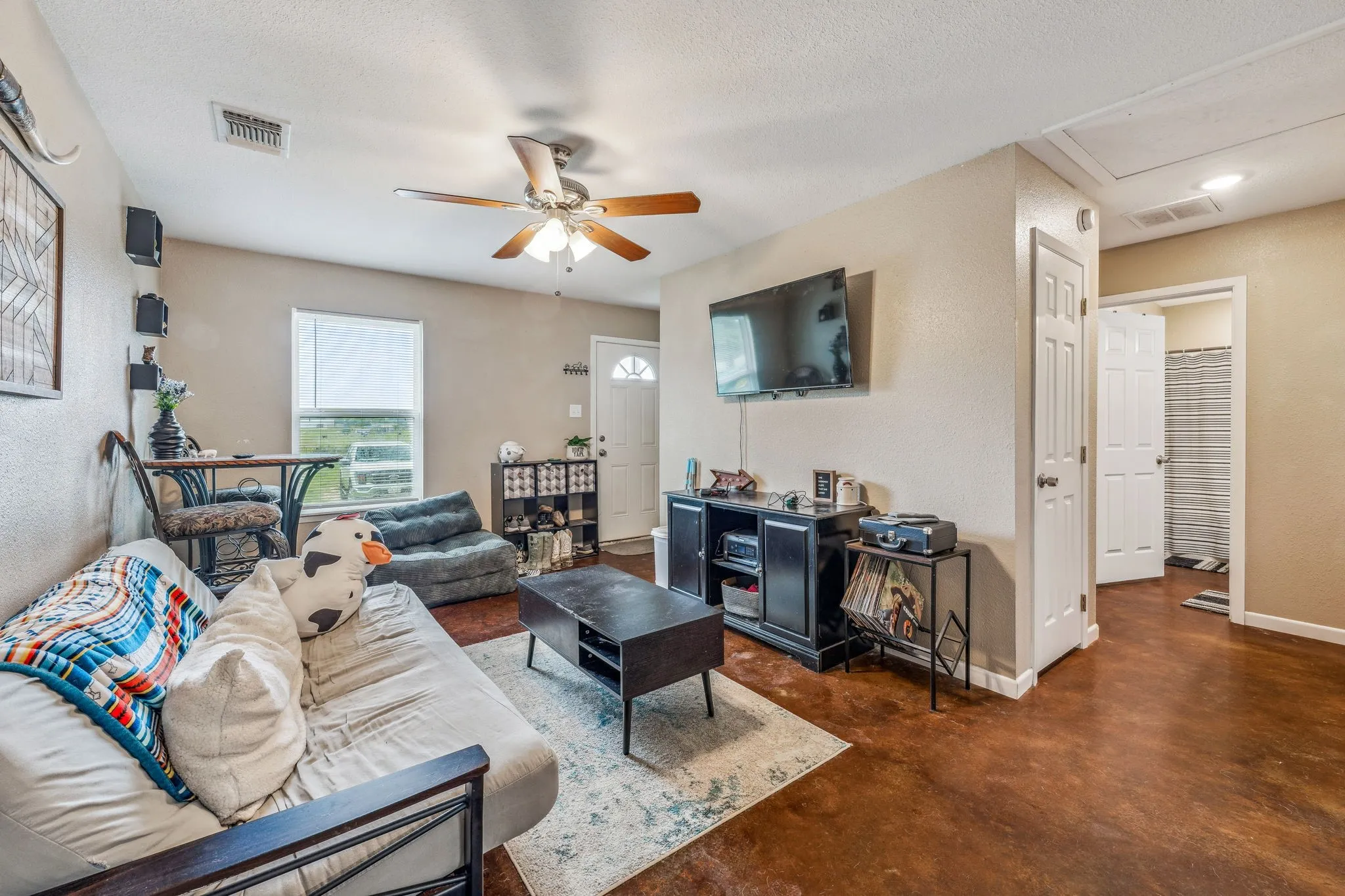 For Sale in Erath County , 1450 (A) Lincoln Drive, Stephenville, Texas 76401, 8 Bedroom, 4 Bathroom, Garage spaces, 0 Sqft, built in 1987, Preowned, mls#21253393, Real Estate Agent in Stephenville, Homes For Sale in Erath county, Homes For Sale in Stephenville, Realtor in Stephenville Texas, Real Estate Brokerage Independent Realty Texas, Luminita Cordes Realtor