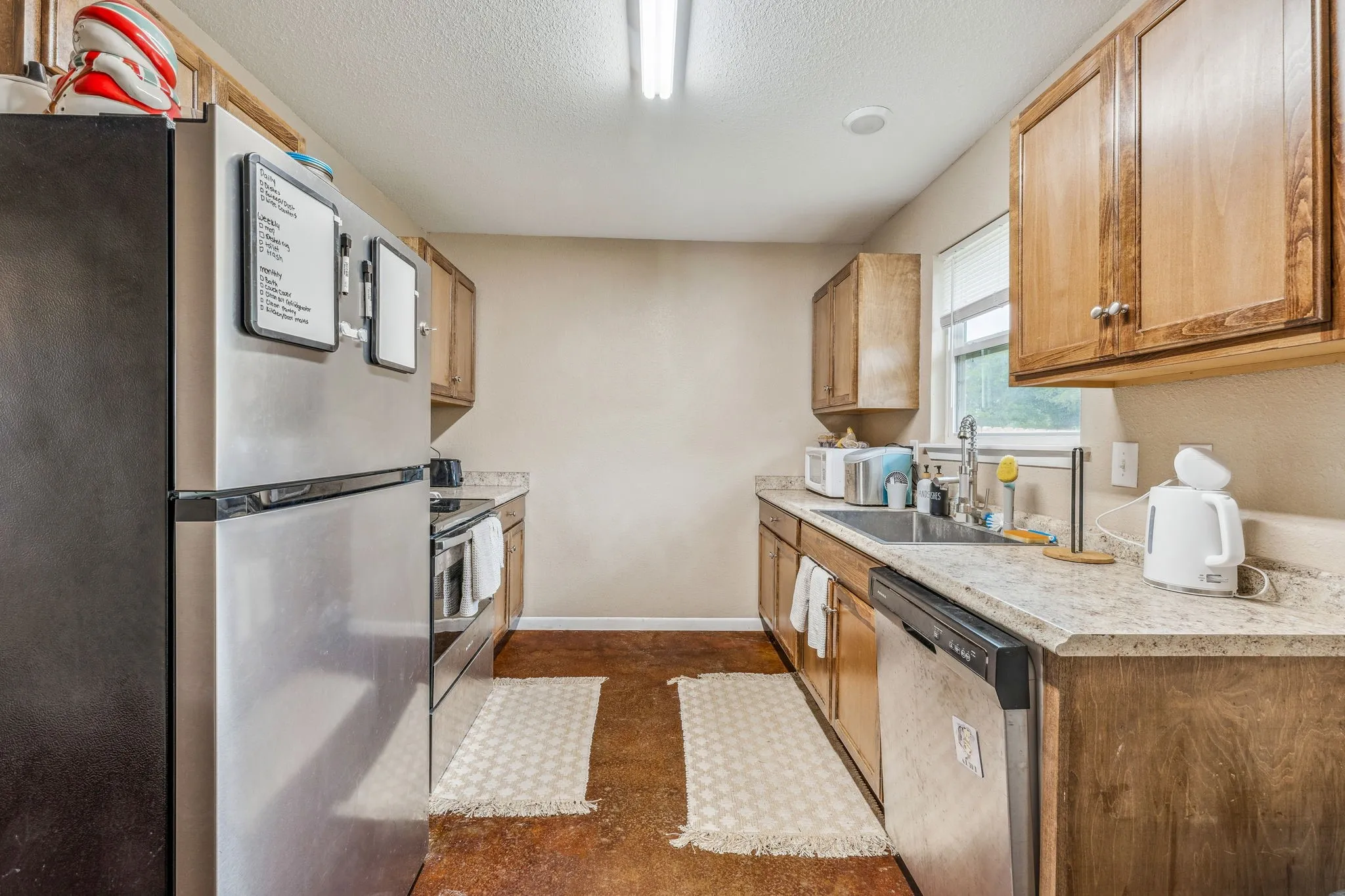 For Sale in Erath County , 1450 (A) Lincoln Drive, Stephenville, Texas 76401, 8 Bedroom, 4 Bathroom, Garage spaces, 0 Sqft, built in 1987, Preowned, mls#21253393, Real Estate Agent in Stephenville, Homes For Sale in Erath county, Homes For Sale in Stephenville, Realtor in Stephenville Texas, Real Estate Brokerage Independent Realty Texas, Luminita Cordes Realtor