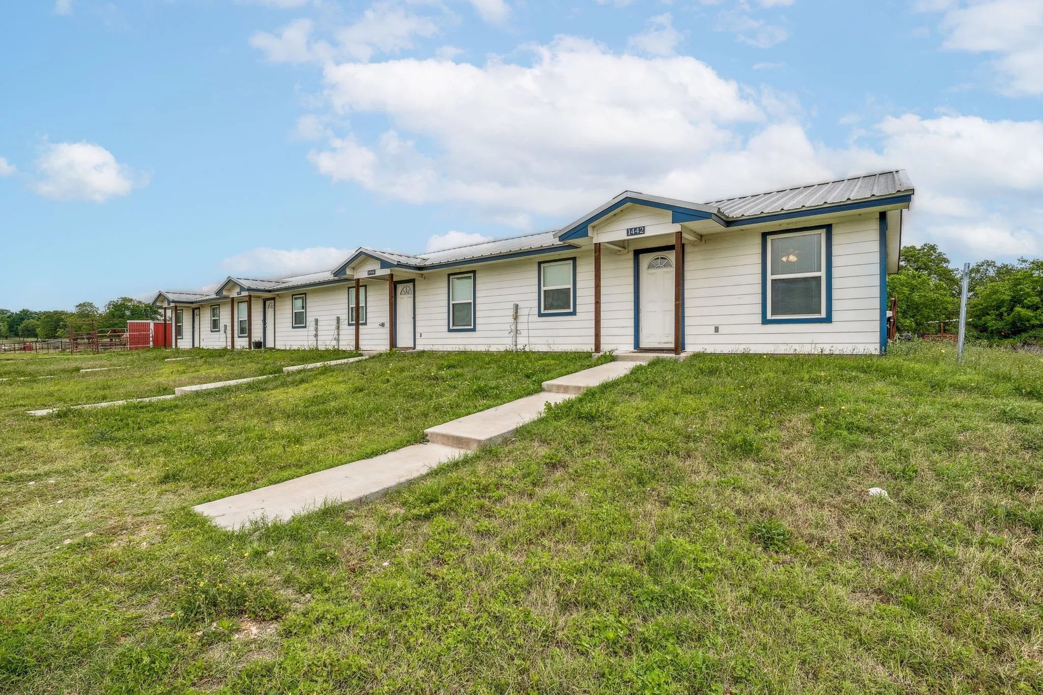 For Sale in Erath County , 1450 (A) Lincoln Drive, Stephenville, Texas 76401, 8 Bedroom, 4 Bathroom, Garage spaces, 0 Sqft, built in 1987, Preowned, mls#21253393, Real Estate Agent in Stephenville, Homes For Sale in Erath county, Homes For Sale in Stephenville, Realtor in Stephenville Texas, Real Estate Brokerage Independent Realty Texas, Luminita Cordes Realtor