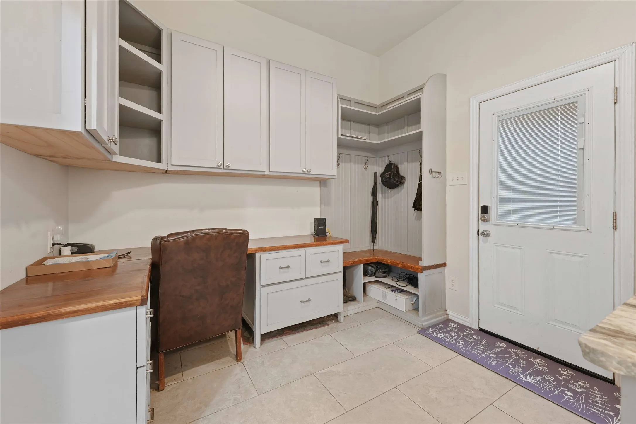 Single Family Residence For Sale in Rockwall County , 118 Dustin Drive, Fate, Texas 75189, 3 Bedroom, 2 Bathroom, 2 Garage spaces, 1,732 Sqft, built in 2004, mls#21257944, Real Estate Agent in Fate, Homes For Sale in Rockwall county, Homes For Sale in Fate, Realtor in Fate Texas, Real Estate Brokerage Independent Realty Texas, Luminita Cordes Realtor