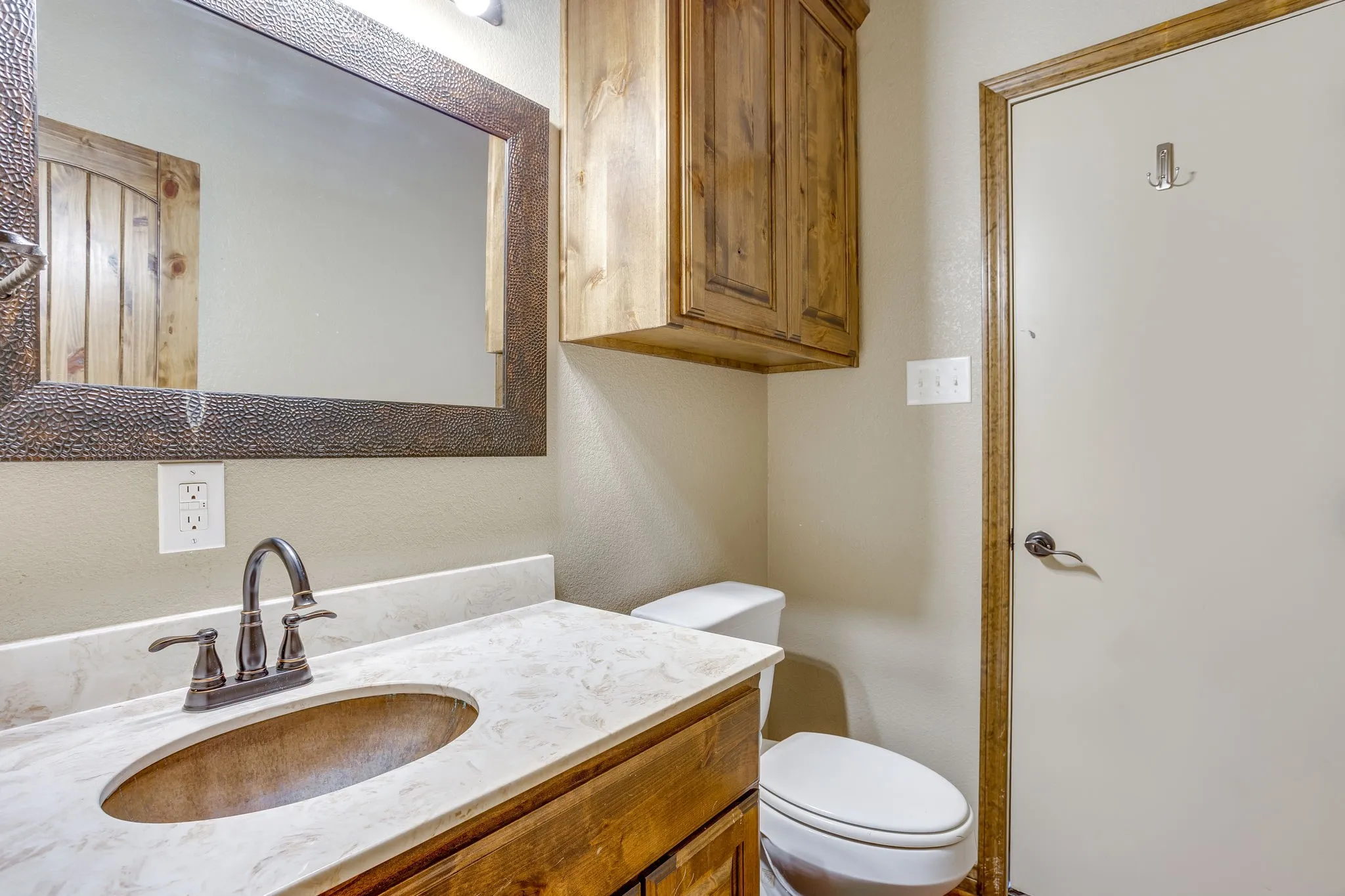 Farm For Sale in Hill County , 184 Hcr 1439, Covington, Texas 76636, 4 Bedroom, 3 Bathroom, Garage spaces, 2,318 Sqft, built in 2018, Preowned, mls#21257273, Real Estate Agent in Covington, Homes For Sale in Hill county, Homes For Sale in Covington, Realtor in Covington Texas, Real Estate Brokerage Independent Realty Texas, Luminita Cordes Realtor