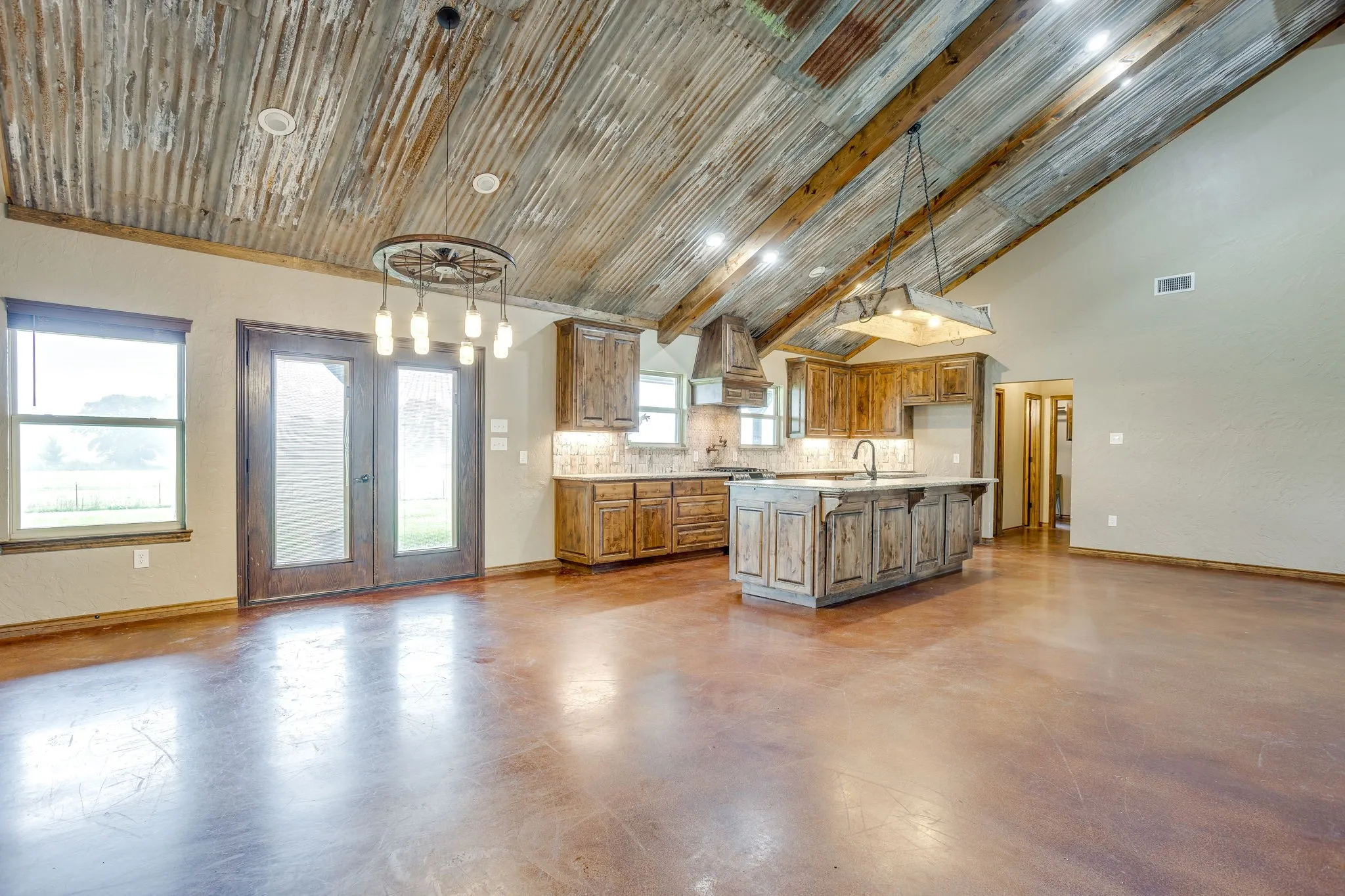 Farm For Sale in Hill County , 184 Hcr 1439, Covington, Texas 76636, 4 Bedroom, 3 Bathroom, Garage spaces, 2,318 Sqft, built in 2018, Preowned, mls#21257273, Real Estate Agent in Covington, Homes For Sale in Hill county, Homes For Sale in Covington, Realtor in Covington Texas, Real Estate Brokerage Independent Realty Texas, Luminita Cordes Realtor