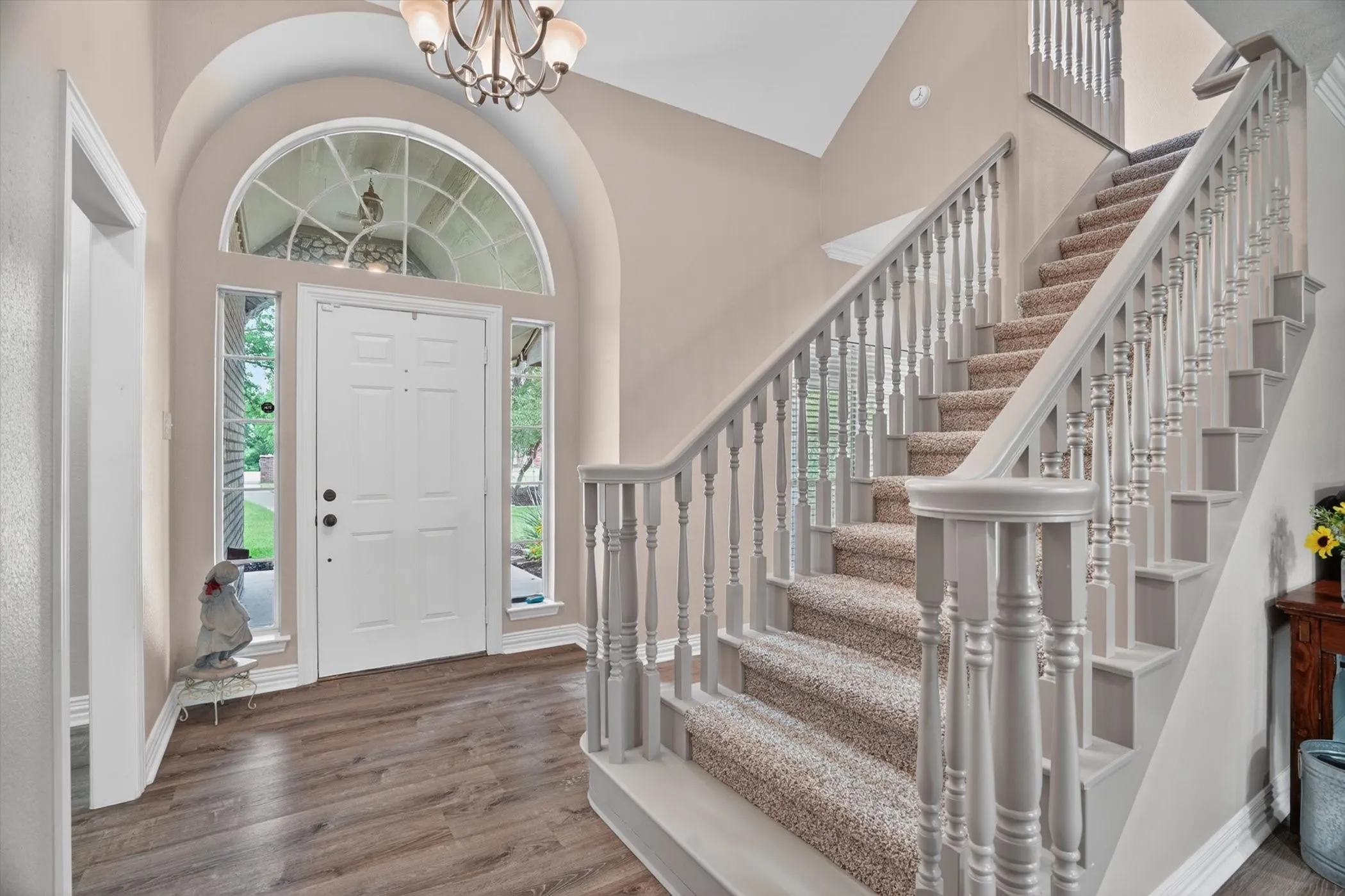 Single Family Residence For Sale in Parker County , 309 Verde Road, Willow Park, Texas 76087, 4 Bedroom, 3 Bathroom, 3 Garage spaces, 2,833 Sqft, built in 1998, Preowned, Price $635,000, mls#21256944, Real Estate Agent in Willow Park, Homes For Sale in Parker county, Homes For Sale in Willow Park, Realtor in Willow Park Texas, Real Estate Brokerage Independent Realty Texas, Luminita Cordes Realtor