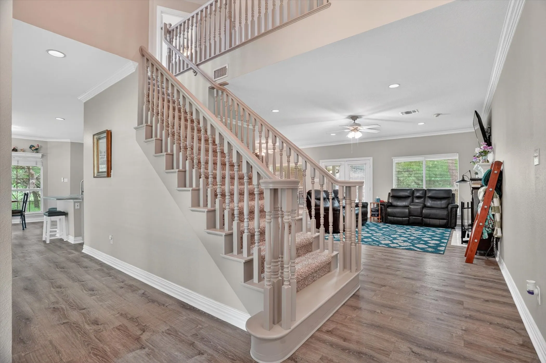 Single Family Residence For Sale in Parker County , 309 Verde Road, Willow Park, Texas 76087, 4 Bedroom, 3 Bathroom, 3 Garage spaces, 2,833 Sqft, built in 1998, Preowned, Price $635,000, mls#21256944, Real Estate Agent in Willow Park, Homes For Sale in Parker county, Homes For Sale in Willow Park, Realtor in Willow Park Texas, Real Estate Brokerage Independent Realty Texas, Luminita Cordes Realtor