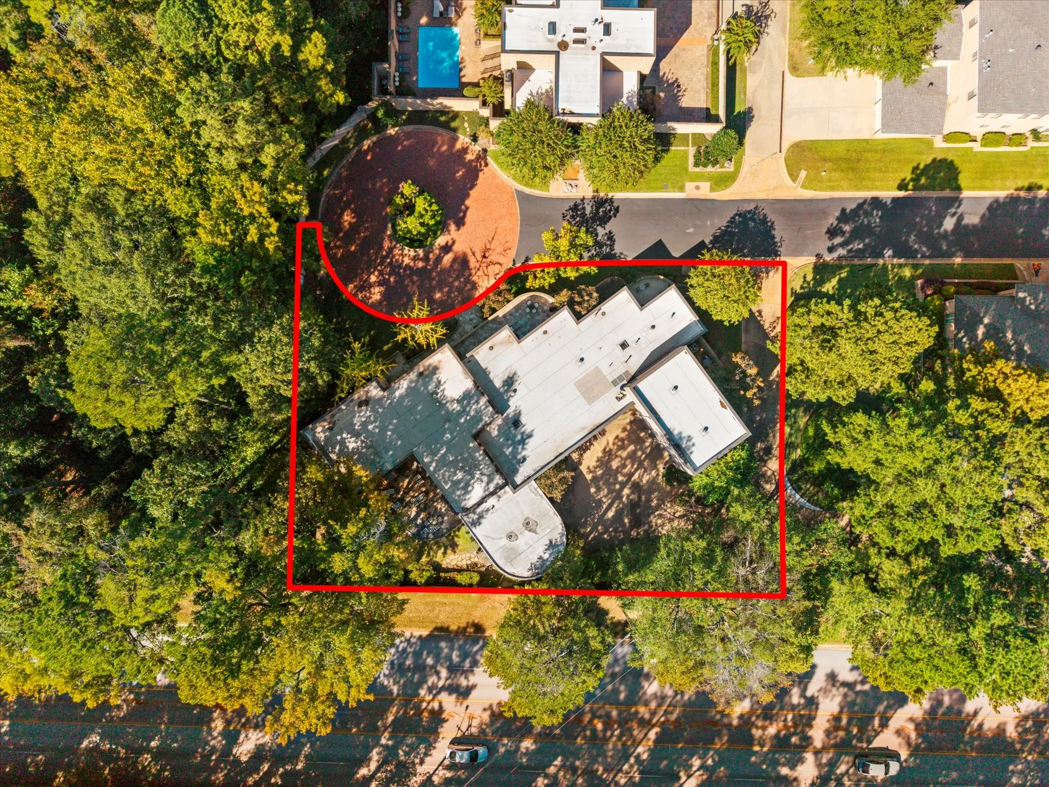 Single Family Residence For Sale in Gregg County , 45 Palisades Boulevard, Longview, Texas 75605, 3 Bedrooms, 5 Bathrooms, 2 Garage spaces, 5,801 Sqft, built in 2002, Preowned, Price $1,095,000, mls#21257961, Real Estate Agent in Longview, Homes For Sale in Gregg county, Homes For Sale in Longview, Realtor in Longview Texas, Real Estate Brokerage Independent Realty Texas, Luminita Cordes Realtor