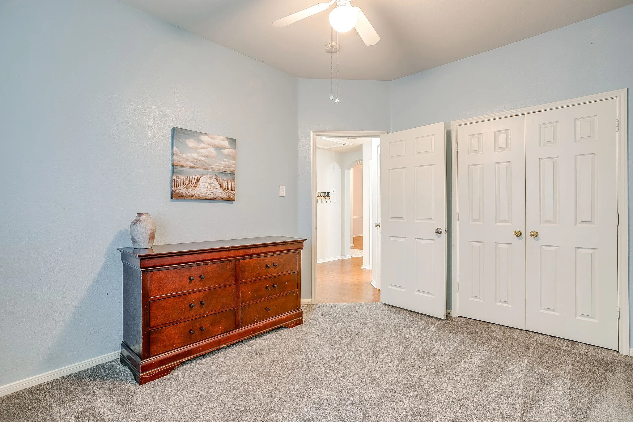 Single Family Residence For Sale in Tarrant County , 1519 Stratford Drive, Mansfield, Texas 76063, 4 Bedroom, 2 Bathroom, 2 Garage spaces, 2,114 Sqft, built in 1996, mls#21257903, Real Estate Agent in Mansfield, Homes For Sale in Tarrant county, Homes For Sale in Mansfield, Realtor in Mansfield Texas, Real Estate Brokerage Independent Realty Texas, Luminita Cordes Realtor