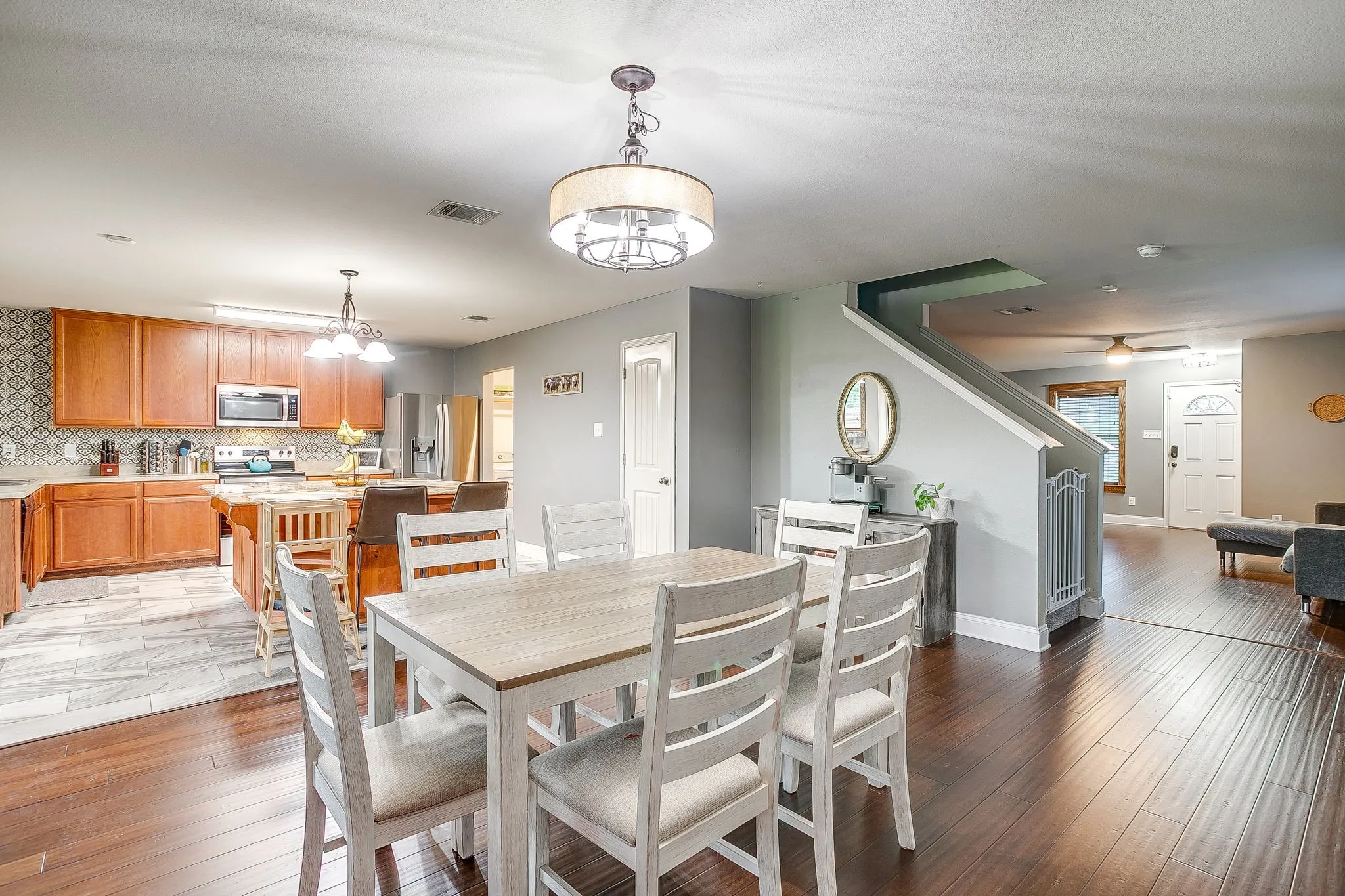 Single Family Residence For Sale in Tarrant County , 3028 Wakecrest Drive, Fort Worth, Texas 76108, 3 Bedrooms, 3 Bathrooms, 2 Garage spaces, 2,241 Sqft, built in 2008, Preowned, Price $330,000, mls#21257986, Real Estate Agent in Fort Worth, Homes For Sale in Tarrant county, Homes For Sale in Fort Worth, Realtor in Fort Worth Texas, Real Estate Brokerage Independent Realty Texas, Luminita Cordes Realtor