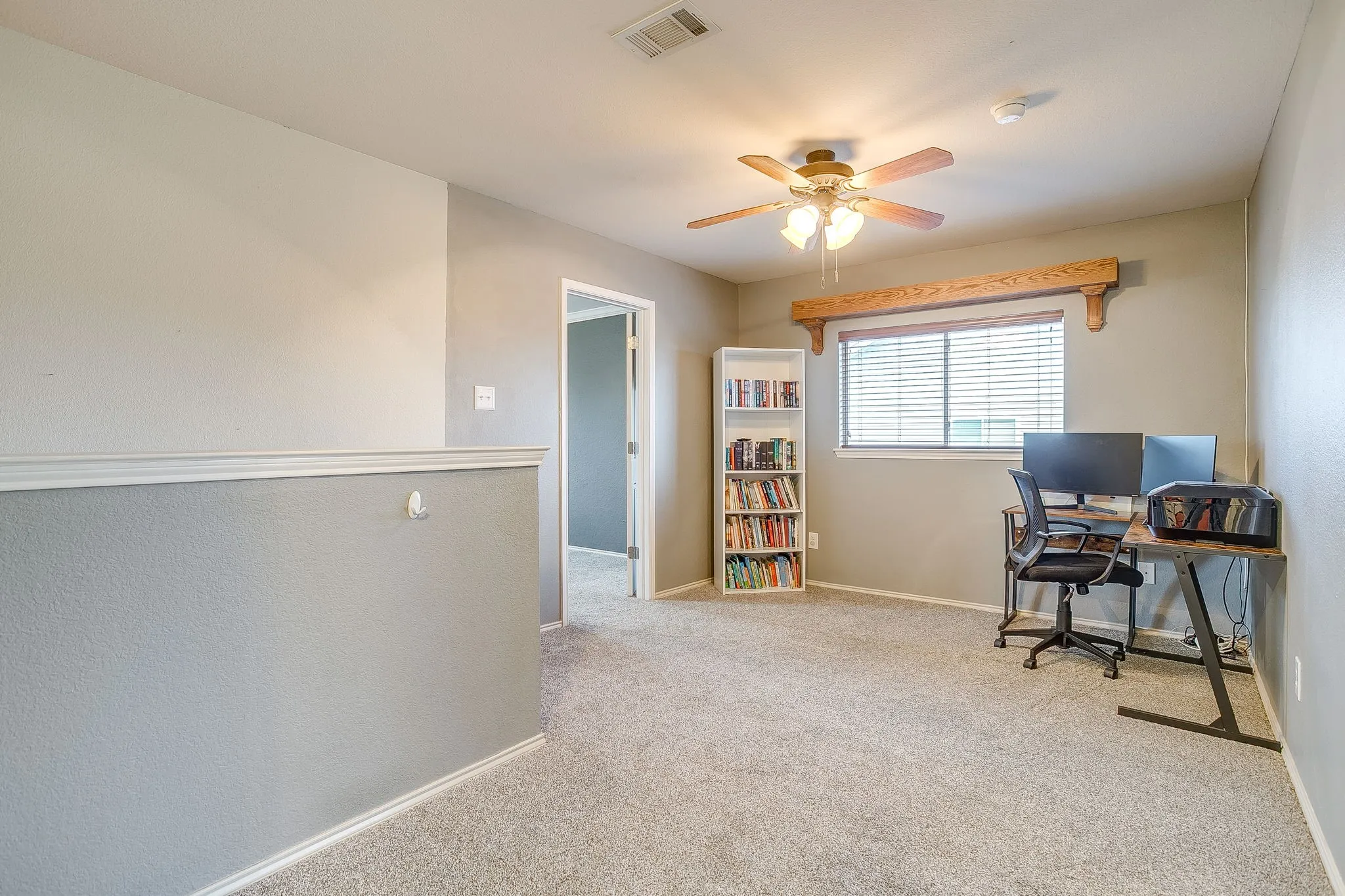 Single Family Residence For Sale in Tarrant County , 3028 Wakecrest Drive, Fort Worth, Texas 76108, 3 Bedrooms, 3 Bathrooms, 2 Garage spaces, 2,241 Sqft, built in 2008, Preowned, Price $330,000, mls#21257986, Real Estate Agent in Fort Worth, Homes For Sale in Tarrant county, Homes For Sale in Fort Worth, Realtor in Fort Worth Texas, Real Estate Brokerage Independent Realty Texas, Luminita Cordes Realtor