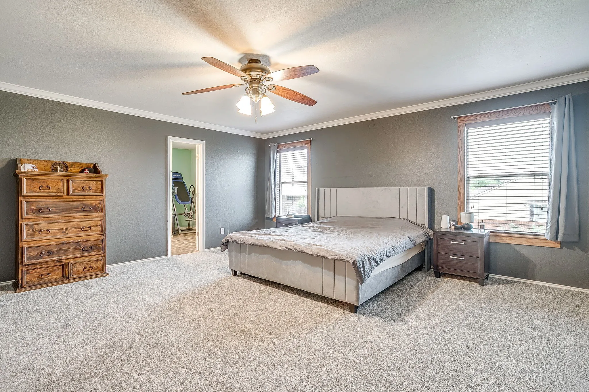 Single Family Residence For Sale in Tarrant County , 3028 Wakecrest Drive, Fort Worth, Texas 76108, 3 Bedrooms, 3 Bathrooms, 2 Garage spaces, 2,241 Sqft, built in 2008, Preowned, Price $330,000, mls#21257986, Real Estate Agent in Fort Worth, Homes For Sale in Tarrant county, Homes For Sale in Fort Worth, Realtor in Fort Worth Texas, Real Estate Brokerage Independent Realty Texas, Luminita Cordes Realtor