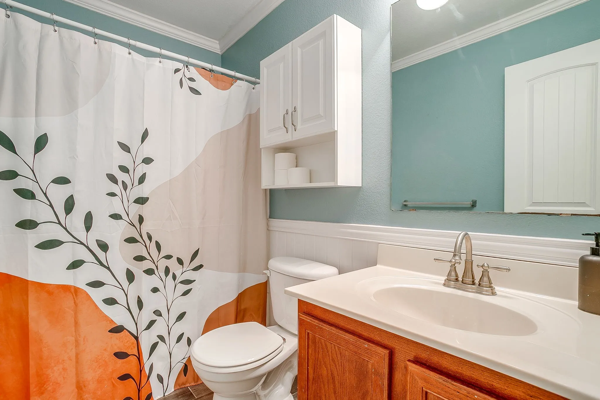 Single Family Residence For Sale in Tarrant County , 3028 Wakecrest Drive, Fort Worth, Texas 76108, 3 Bedrooms, 3 Bathrooms, 2 Garage spaces, 2,241 Sqft, built in 2008, Preowned, Price $330,000, mls#21257986, Real Estate Agent in Fort Worth, Homes For Sale in Tarrant county, Homes For Sale in Fort Worth, Realtor in Fort Worth Texas, Real Estate Brokerage Independent Realty Texas, Luminita Cordes Realtor