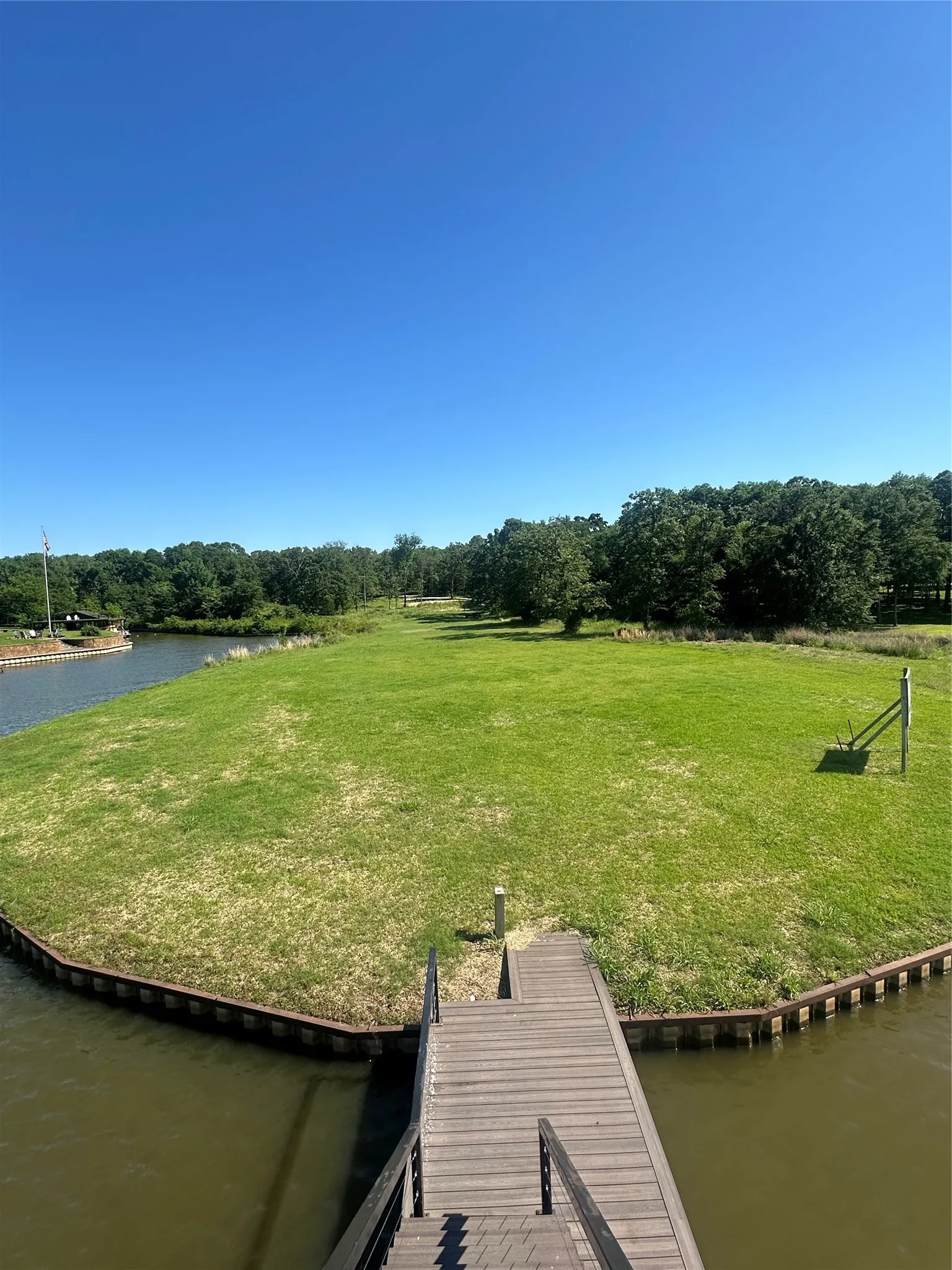 Improved Land For Sale in Henderson County , 14192 Ridge Lane, Malakoff, Texas 75148, 0, 0, Garage spaces, 0 Sqft, built in 0, Price $765,000, mls#21258005, Real Estate Agent in Malakoff, Homes For Sale in Henderson county, Homes For Sale in Malakoff, Realtor in Malakoff Texas, Real Estate Brokerage Independent Realty Texas, Luminita Cordes Realtor