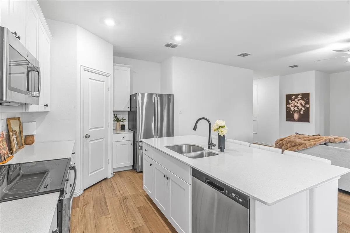 Single Family Residence For Sale in Collin County , 5107 Winterberry Drive, Princeton, Texas 75407, 3 Bedrooms, 2 Bathrooms, 2 Garage spaces, 1,605 Sqft, built in 2023, Price $306,000, mls#21256540, Real Estate Agent in Princeton, Homes For Sale in Collin county, Homes For Sale in Princeton, Realtor in Princeton Texas, Real Estate Brokerage Independent Realty Texas, Luminita Cordes Realtor