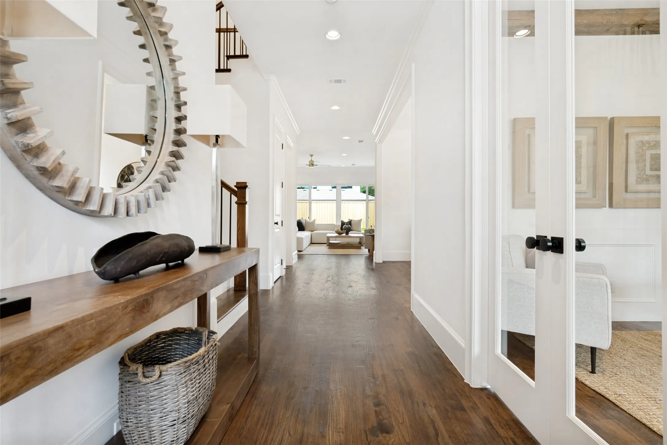 Single Family Residence For Sale in Dallas County , 6167 Velasco Avenue, Dallas, Texas 75214, 5 Bedroom, 5 Bathroom, 2 Garage spaces, 4,755 Sqft, built in 2025, New Construction - Complete, mls#21256261, Real Estate Agent in Dallas, Homes For Sale in Dallas county, Homes For Sale in Dallas, Realtor in Dallas Texas, Real Estate Brokerage Independent Realty Texas, Luminita Cordes Realtor