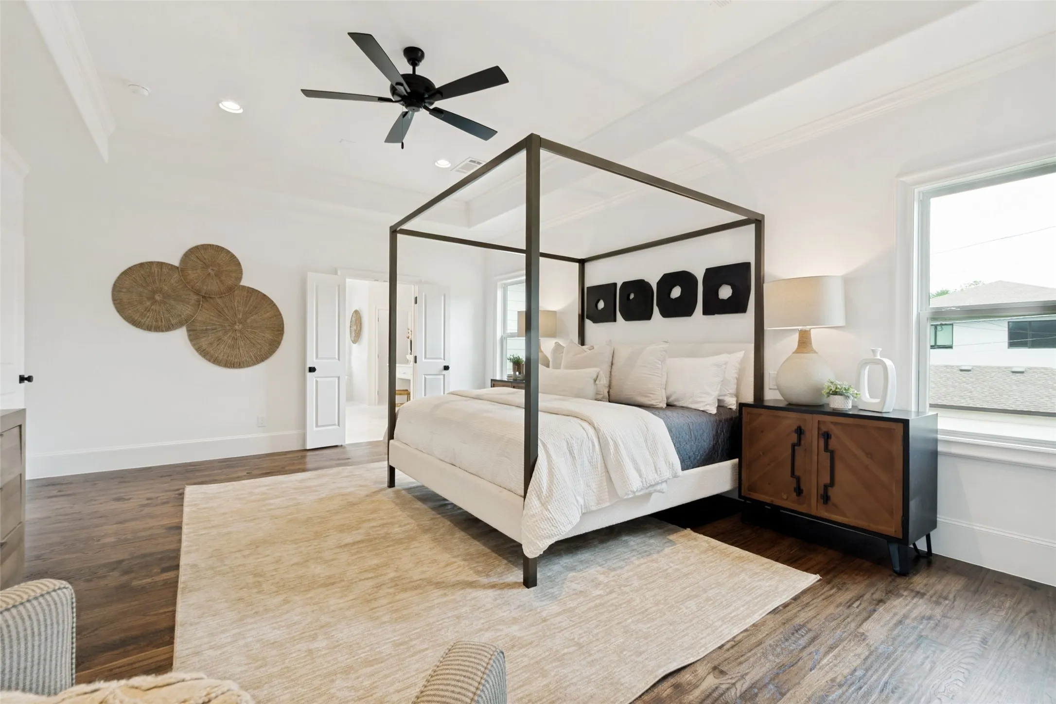 Single Family Residence For Sale in Dallas County , 6167 Velasco Avenue, Dallas, Texas 75214, 5 Bedroom, 5 Bathroom, 2 Garage spaces, 4,755 Sqft, built in 2025, New Construction - Complete, mls#21256261, Real Estate Agent in Dallas, Homes For Sale in Dallas county, Homes For Sale in Dallas, Realtor in Dallas Texas, Real Estate Brokerage Independent Realty Texas, Luminita Cordes Realtor