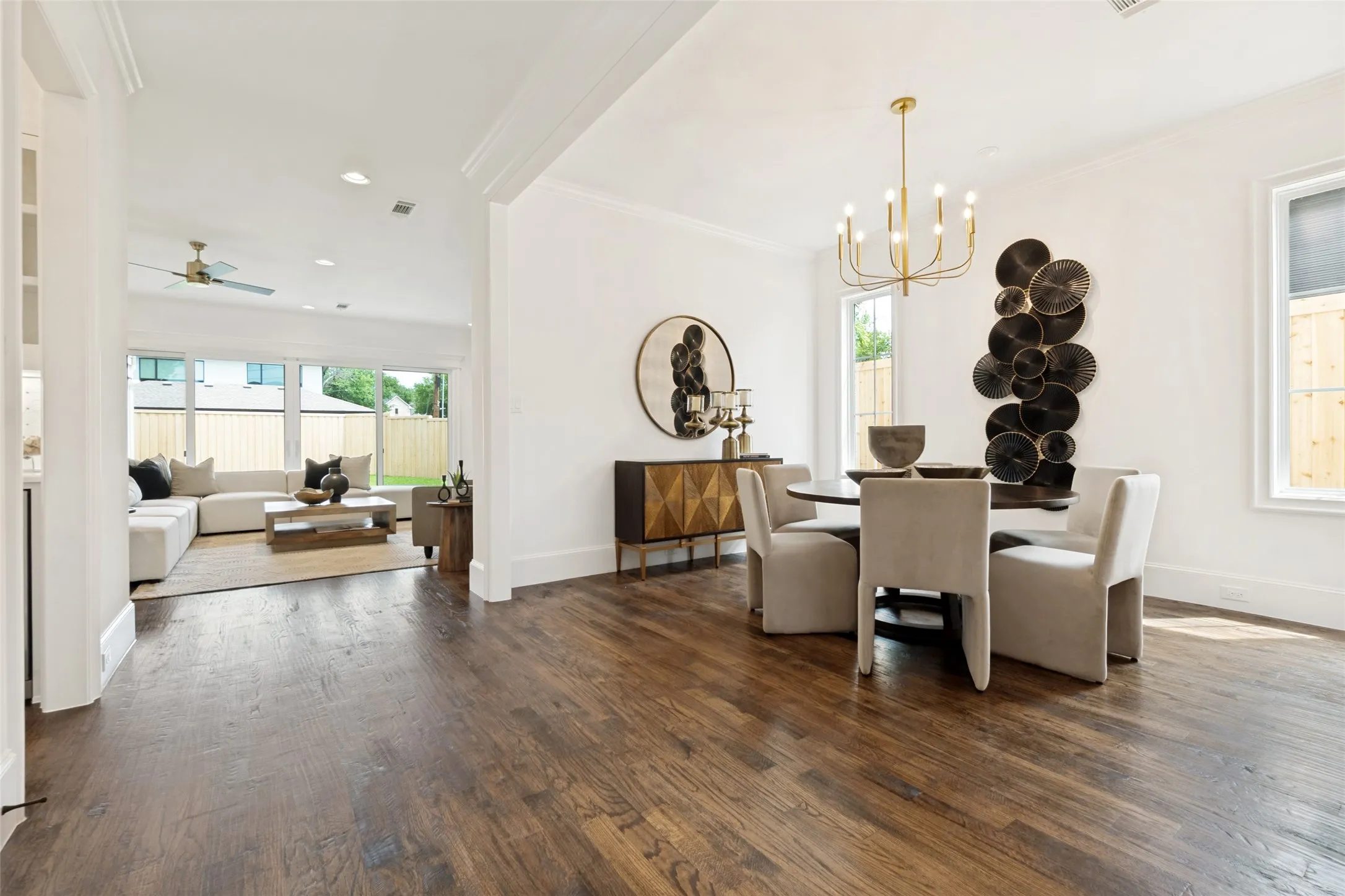 Single Family Residence For Sale in Dallas County , 6167 Velasco Avenue, Dallas, Texas 75214, 5 Bedroom, 5 Bathroom, 2 Garage spaces, 4,755 Sqft, built in 2025, New Construction - Complete, mls#21256261, Real Estate Agent in Dallas, Homes For Sale in Dallas county, Homes For Sale in Dallas, Realtor in Dallas Texas, Real Estate Brokerage Independent Realty Texas, Luminita Cordes Realtor