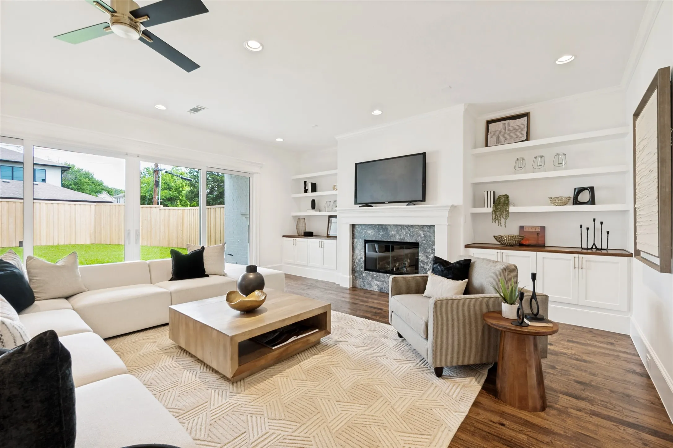 Single Family Residence For Sale in Dallas County , 6167 Velasco Avenue, Dallas, Texas 75214, 5 Bedroom, 5 Bathroom, 2 Garage spaces, 4,755 Sqft, built in 2025, New Construction - Complete, mls#21256261, Real Estate Agent in Dallas, Homes For Sale in Dallas county, Homes For Sale in Dallas, Realtor in Dallas Texas, Real Estate Brokerage Independent Realty Texas, Luminita Cordes Realtor