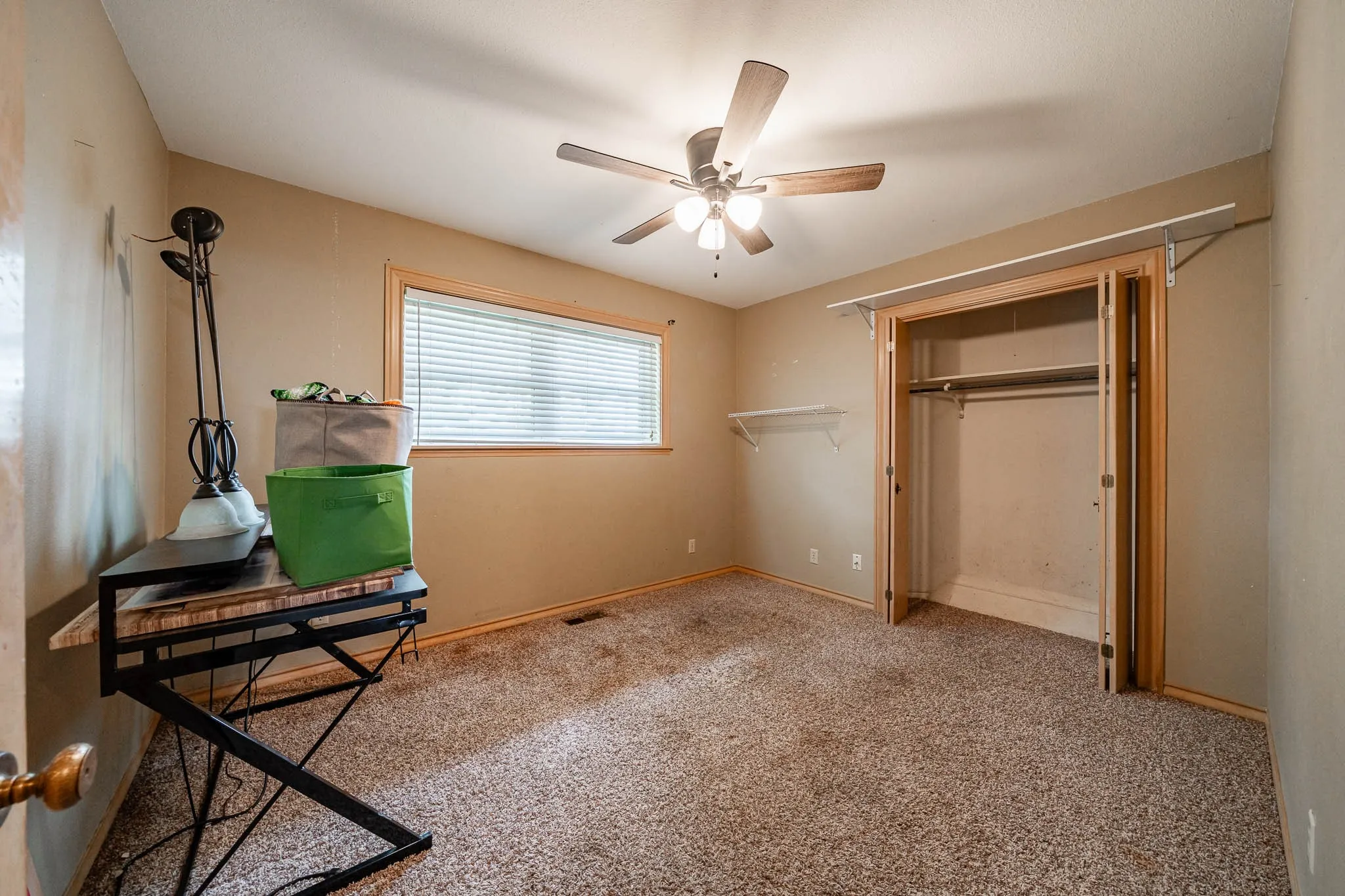 Single Family Residence For Sale in Baylor County , 1001 E Nevada, Seymour, Texas 76380, 3 Bedroom, 3 Bathroom, 2 Garage spaces, 2,359 Sqft, built in 1965, Preowned, mls#21257942, Real Estate Agent in Seymour, Homes For Sale in Baylor county, Homes For Sale in Seymour, Realtor in Seymour Texas, Real Estate Brokerage Independent Realty Texas, Luminita Cordes Realtor