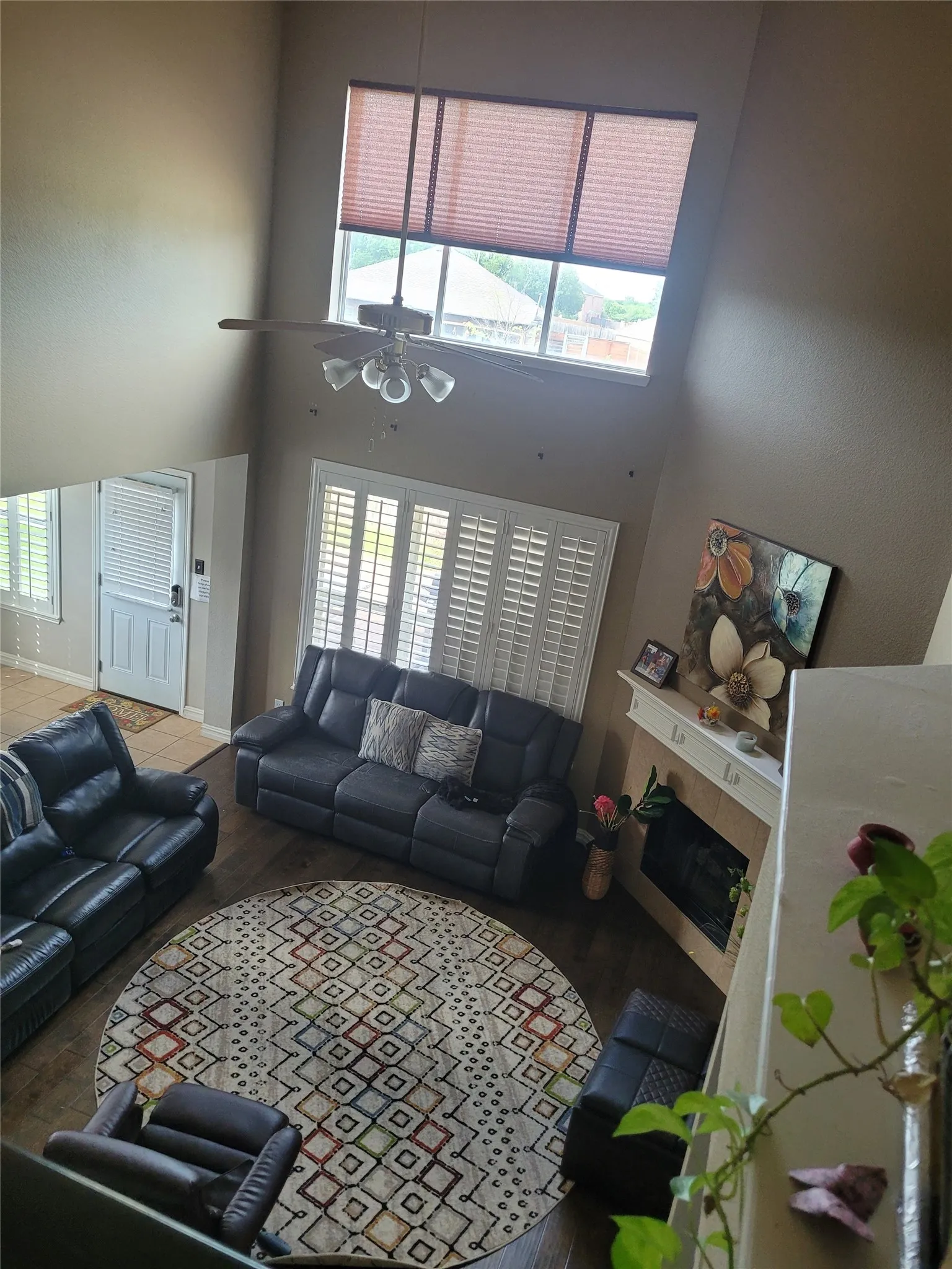 Single Family Residence For Sale in Tarrant County , 5848 Somerton Drive, Grand Prairie, Texas 75052, 4 Bedroom, 3 Bathroom, 3 Garage spaces, 3,063 Sqft, built in 2005, Preowned, mls#21258052, Real Estate Agent in Grand Prairie, Homes For Sale in Tarrant county, Homes For Sale in Grand Prairie, Realtor in Grand Prairie Texas, Real Estate Brokerage Independent Realty Texas, Luminita Cordes Realtor