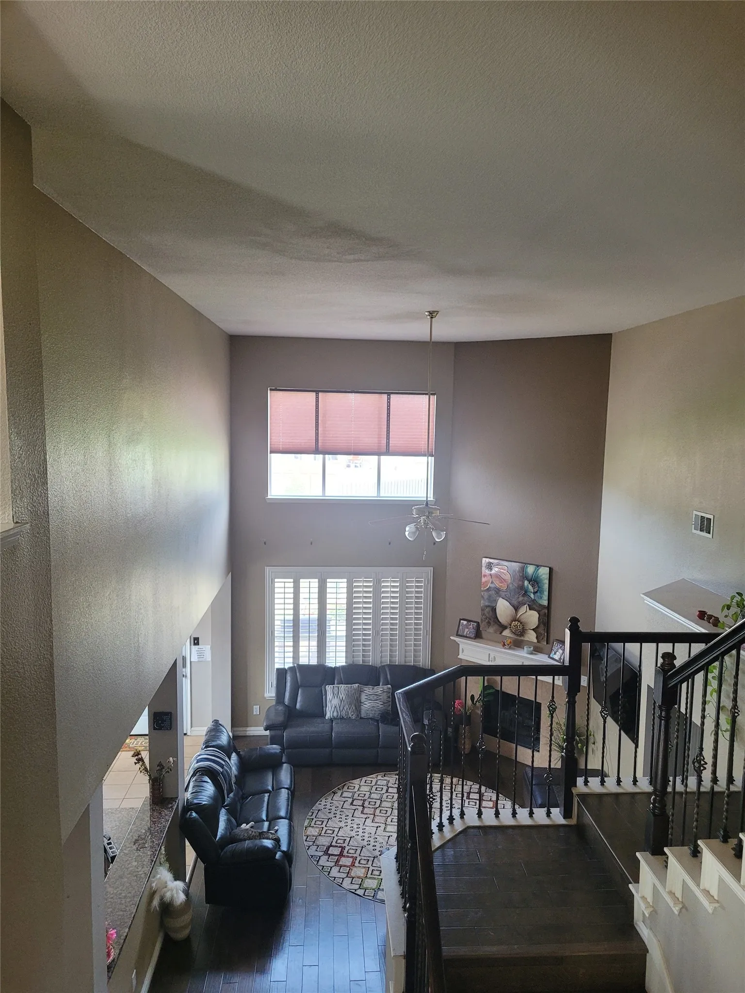Single Family Residence For Sale in Tarrant County , 5848 Somerton Drive, Grand Prairie, Texas 75052, 4 Bedroom, 3 Bathroom, 3 Garage spaces, 3,063 Sqft, built in 2005, Preowned, mls#21258052, Real Estate Agent in Grand Prairie, Homes For Sale in Tarrant county, Homes For Sale in Grand Prairie, Realtor in Grand Prairie Texas, Real Estate Brokerage Independent Realty Texas, Luminita Cordes Realtor