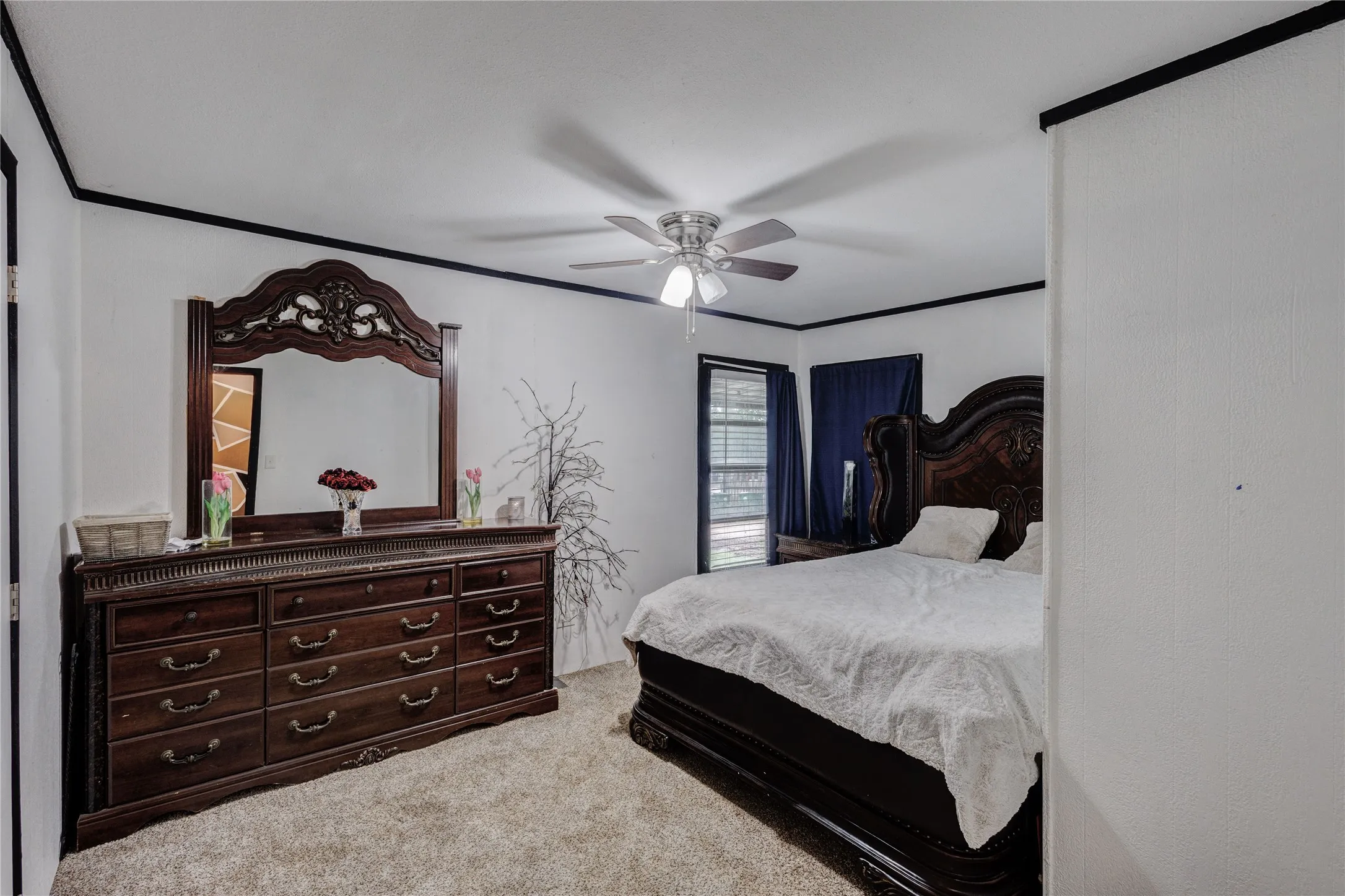 Manufactured Home For Sale in Johnson County , 5716 Thousand Oaks Drive, Joshua, Texas 76058, 3 Bedroom, 2 Bathroom, Garage spaces, 1,344 Sqft, built in 1974, Preowned, Price $308,000, mls#21256059, Real Estate Agent in Joshua, Homes For Sale in Johnson county, Homes For Sale in Joshua, Realtor in Joshua Texas, Real Estate Brokerage Independent Realty Texas, Luminita Cordes Realtor