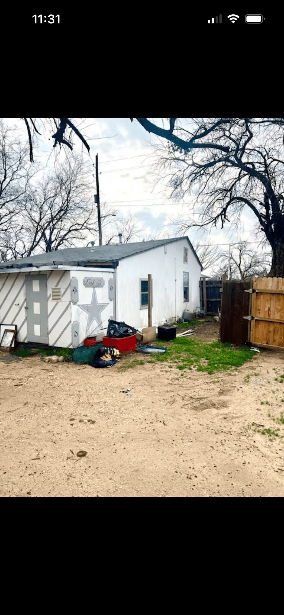 Single Family Residence For Sale in Denton County , 605 S Bradshaw Street, Denton, Texas 76205, 1 Bedroom, 1 Bathroom, Garage spaces, 672 Sqft, built in 1947, Preowned, Price $89,000, mls#21257875, Real Estate Agent in Denton, Homes For Sale in Denton county, Homes For Sale in Denton, Realtor in Denton Texas, Real Estate Brokerage Independent Realty Texas, Luminita Cordes Realtor