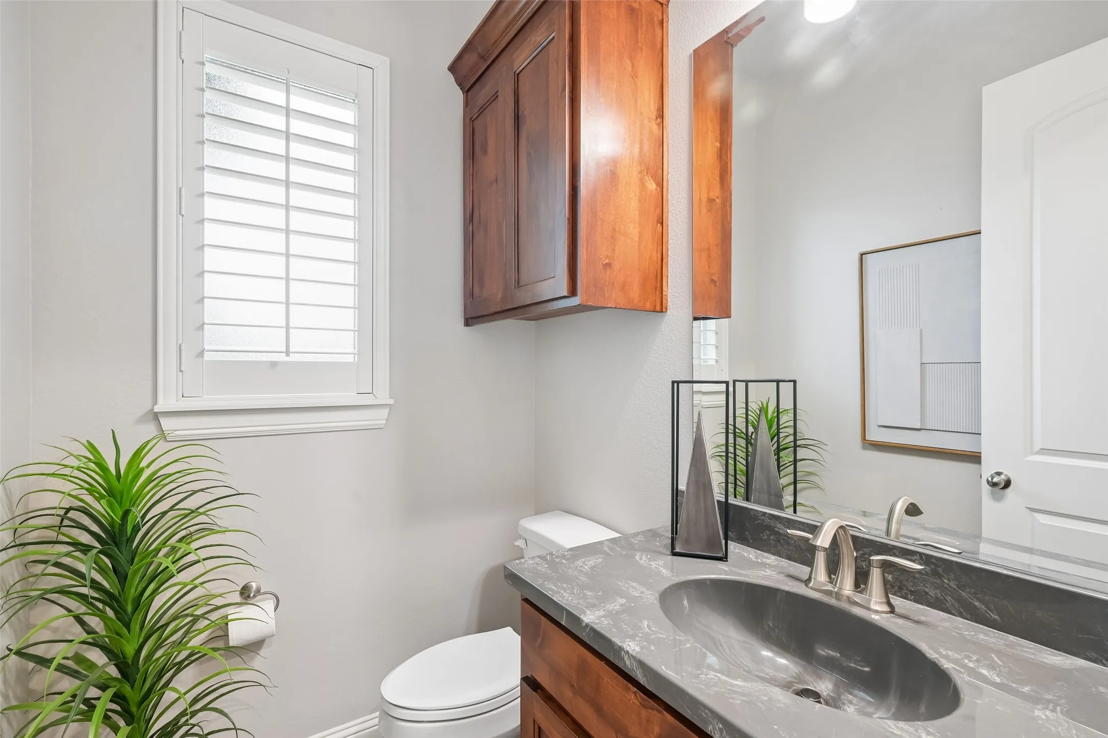 Single Family Residence For Sale in Tarrant County , 1657 Florence Road, Keller, Texas 76262, 4 Bedroom, 6 Bathroom, 2 Garage spaces, 4,345 Sqft, built in 2018, Preowned, mls#21246642, Real Estate Agent in Keller, Homes For Sale in Tarrant county, Homes For Sale in Keller, Realtor in Keller Texas, Real Estate Brokerage Independent Realty Texas, Luminita Cordes Realtor