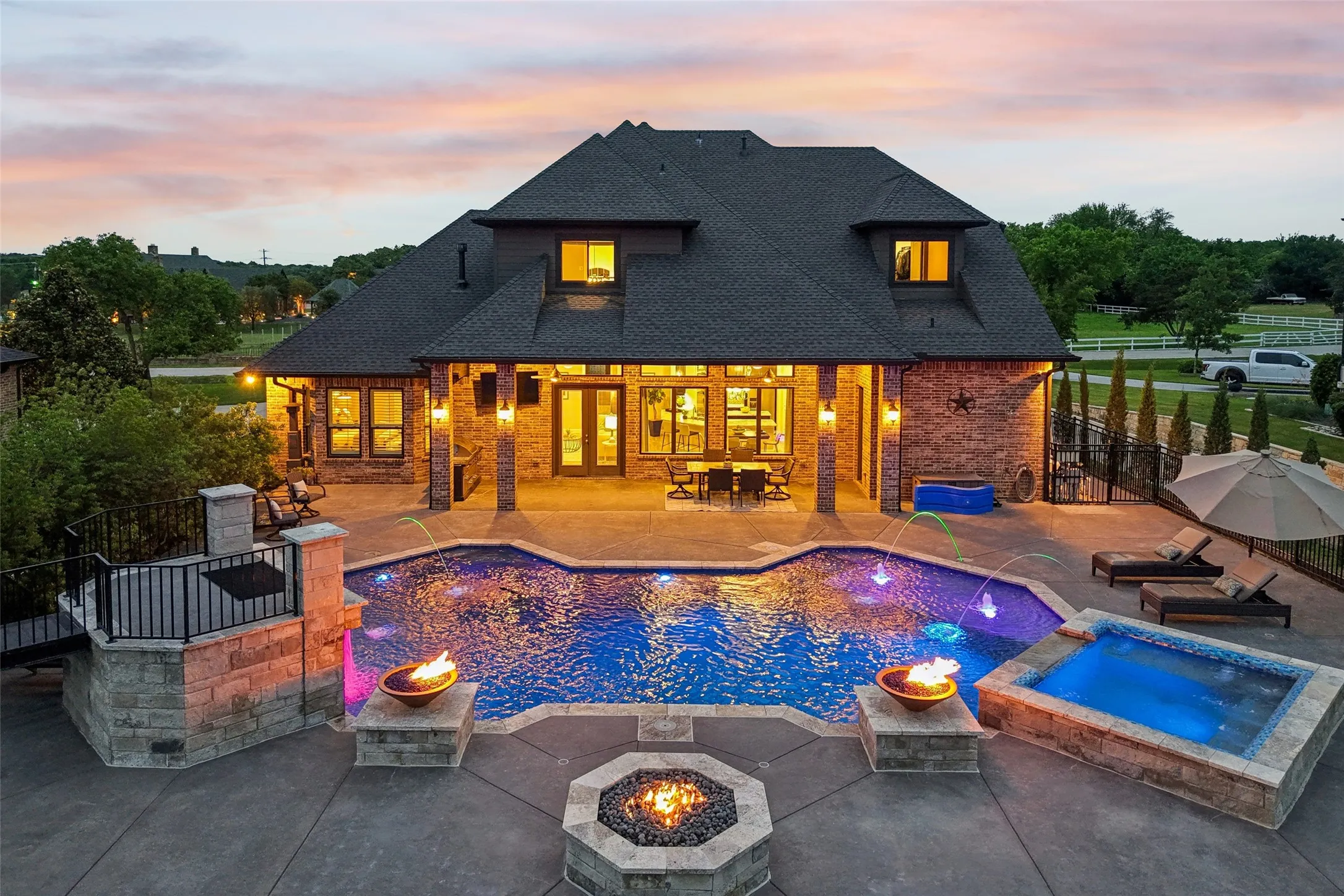 Single Family Residence For Sale in Tarrant County , 1657 Florence Road, Keller, Texas 76262, 4 Bedroom, 6 Bathroom, 2 Garage spaces, 4,345 Sqft, built in 2018, Preowned, mls#21246642, Real Estate Agent in Keller, Homes For Sale in Tarrant county, Homes For Sale in Keller, Realtor in Keller Texas, Real Estate Brokerage Independent Realty Texas, Luminita Cordes Realtor