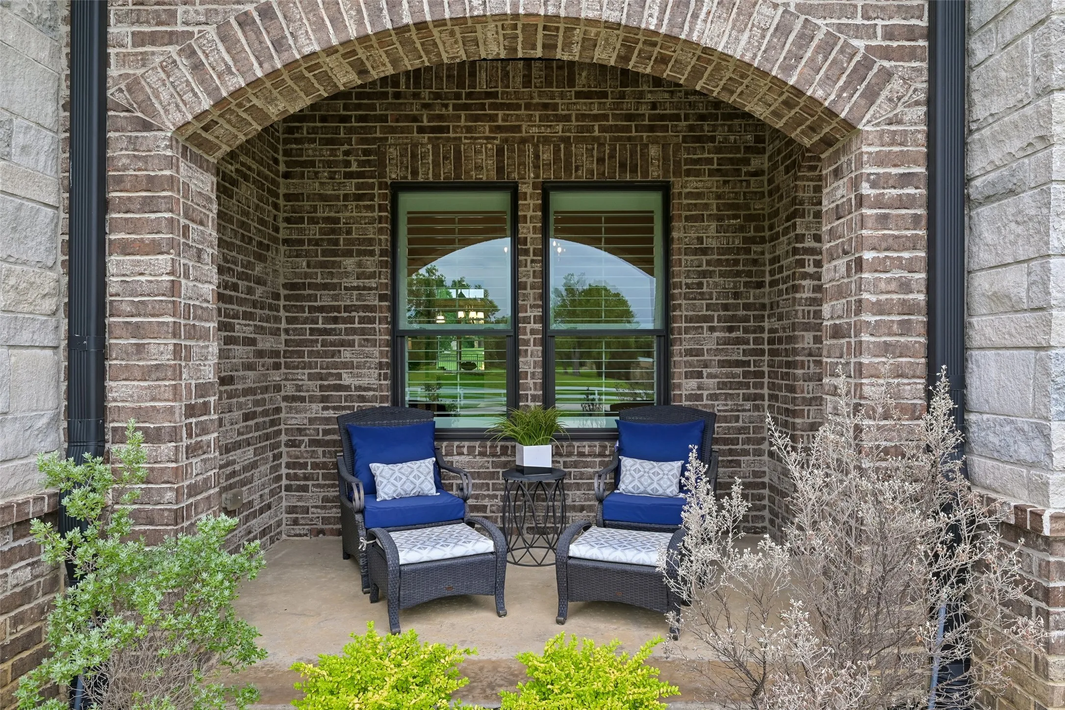 Single Family Residence For Sale in Tarrant County , 1657 Florence Road, Keller, Texas 76262, 4 Bedroom, 6 Bathroom, 2 Garage spaces, 4,345 Sqft, built in 2018, Preowned, mls#21246642, Real Estate Agent in Keller, Homes For Sale in Tarrant county, Homes For Sale in Keller, Realtor in Keller Texas, Real Estate Brokerage Independent Realty Texas, Luminita Cordes Realtor