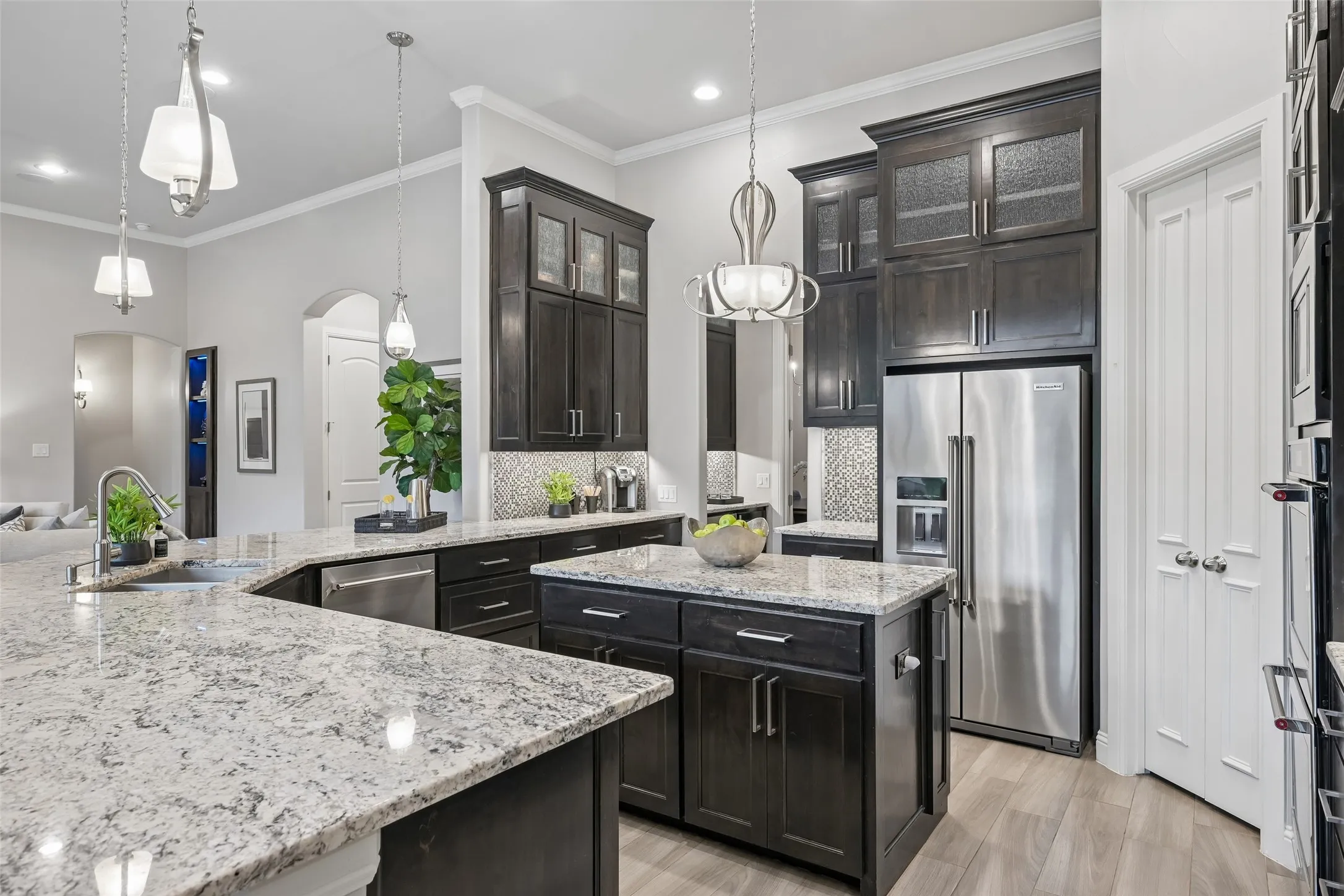 Single Family Residence For Sale in Tarrant County , 1657 Florence Road, Keller, Texas 76262, 4 Bedroom, 6 Bathroom, 2 Garage spaces, 4,345 Sqft, built in 2018, Preowned, mls#21246642, Real Estate Agent in Keller, Homes For Sale in Tarrant county, Homes For Sale in Keller, Realtor in Keller Texas, Real Estate Brokerage Independent Realty Texas, Luminita Cordes Realtor