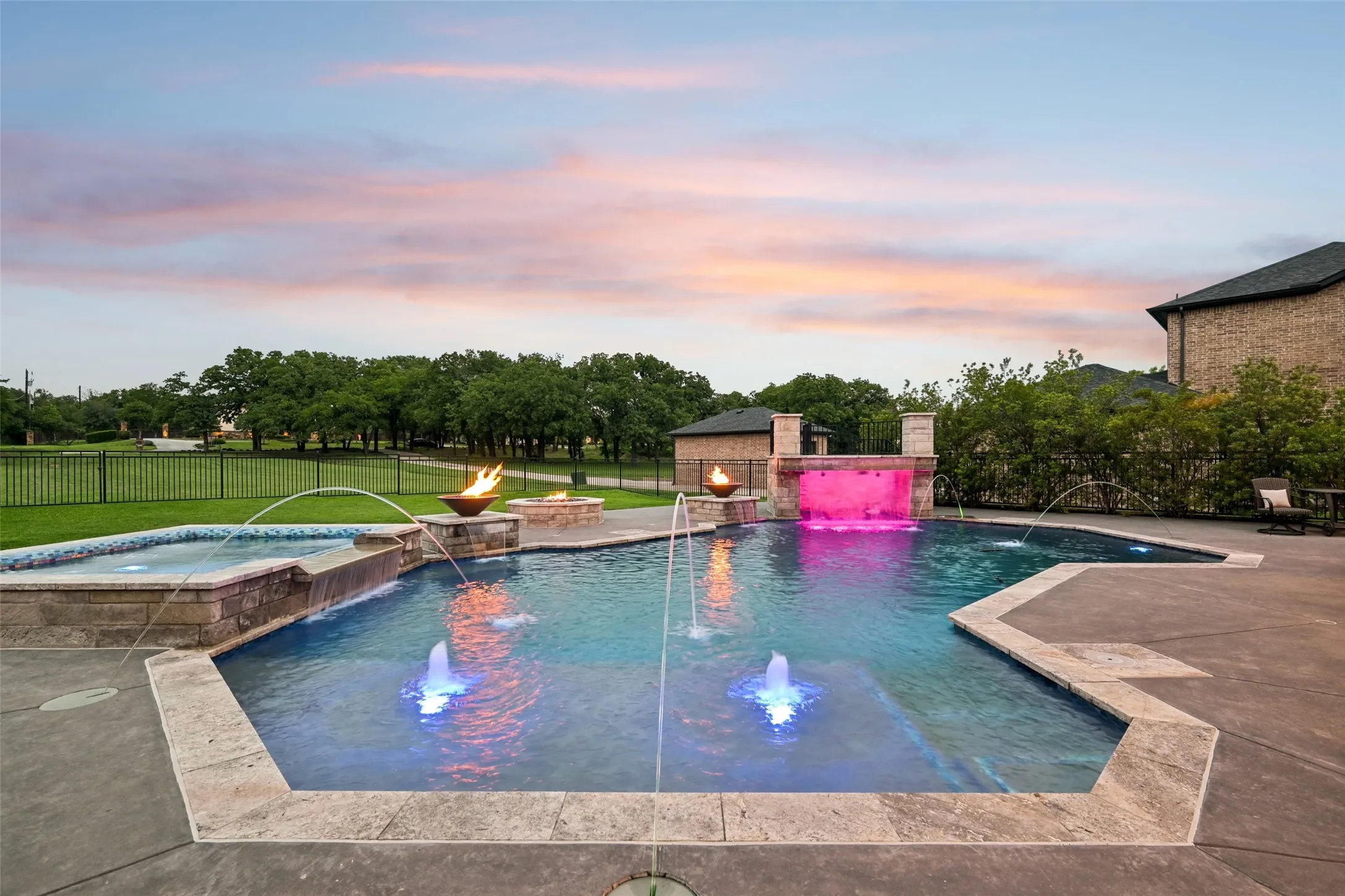 Single Family Residence For Sale in Tarrant County , 1657 Florence Road, Keller, Texas 76262, 4 Bedroom, 6 Bathroom, 2 Garage spaces, 4,345 Sqft, built in 2018, Preowned, mls#21246642, Real Estate Agent in Keller, Homes For Sale in Tarrant county, Homes For Sale in Keller, Realtor in Keller Texas, Real Estate Brokerage Independent Realty Texas, Luminita Cordes Realtor