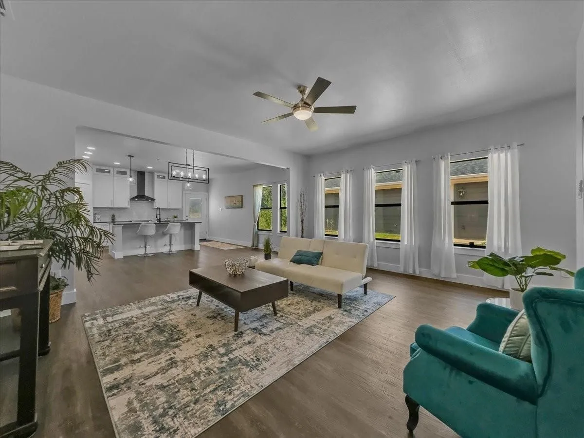 Single Family Residence For Sale in Hood County , 3612 Broken Bow Drive, Granbury, Texas 76048, 3 Bedrooms, 2 Bathrooms, 2 Garage spaces, 1,541 Sqft, built in 2025, New Construction - Complete, Price $349,800, mls#21258152, Real Estate Agent in Granbury, Homes For Sale in Hood county, Homes For Sale in Granbury, Realtor in Granbury Texas, Real Estate Brokerage Independent Realty Texas, Luminita Cordes Realtor