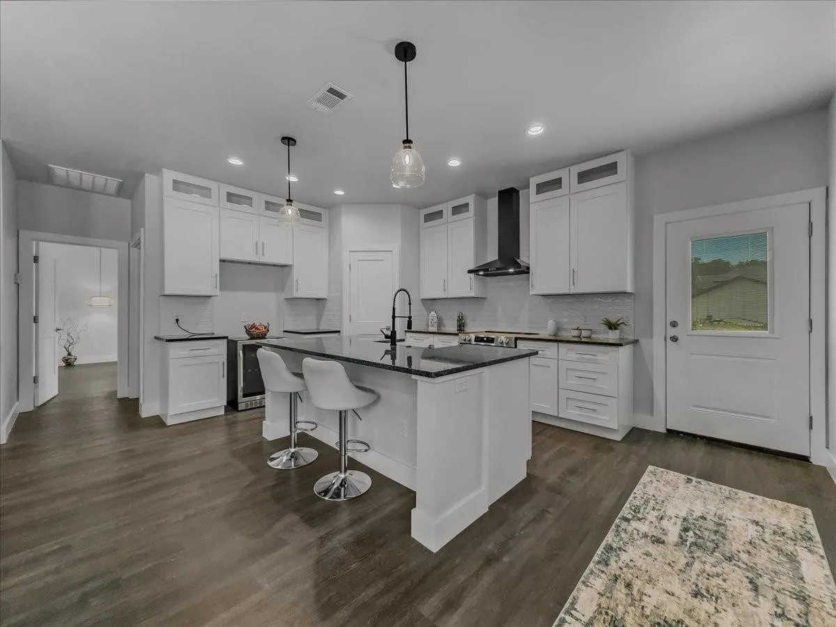Single Family Residence For Sale in Hood County , 3612 Broken Bow Drive, Granbury, Texas 76048, 3 Bedrooms, 2 Bathrooms, 2 Garage spaces, 1,541 Sqft, built in 2025, New Construction - Complete, Price $349,800, mls#21258152, Real Estate Agent in Granbury, Homes For Sale in Hood county, Homes For Sale in Granbury, Realtor in Granbury Texas, Real Estate Brokerage Independent Realty Texas, Luminita Cordes Realtor