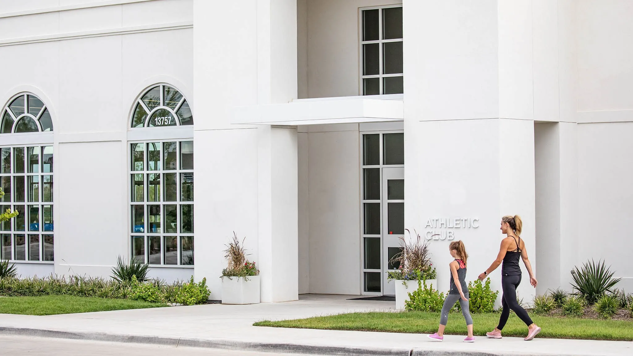 Single Family Residence For Sale in Parker County , 2553 Domingo Drive, Fort Worth, Texas 76008, 4 Bedroom, 3 Bathroom, 2 Garage spaces, 2,545 Sqft, built in 2026, New Construction - Complete, mls#21258160, Real Estate Agent in Fort Worth, Homes For Sale in Parker county, Homes For Sale in Fort Worth, Realtor in Fort Worth Texas, Real Estate Brokerage Independent Realty Texas, Luminita Cordes Realtor