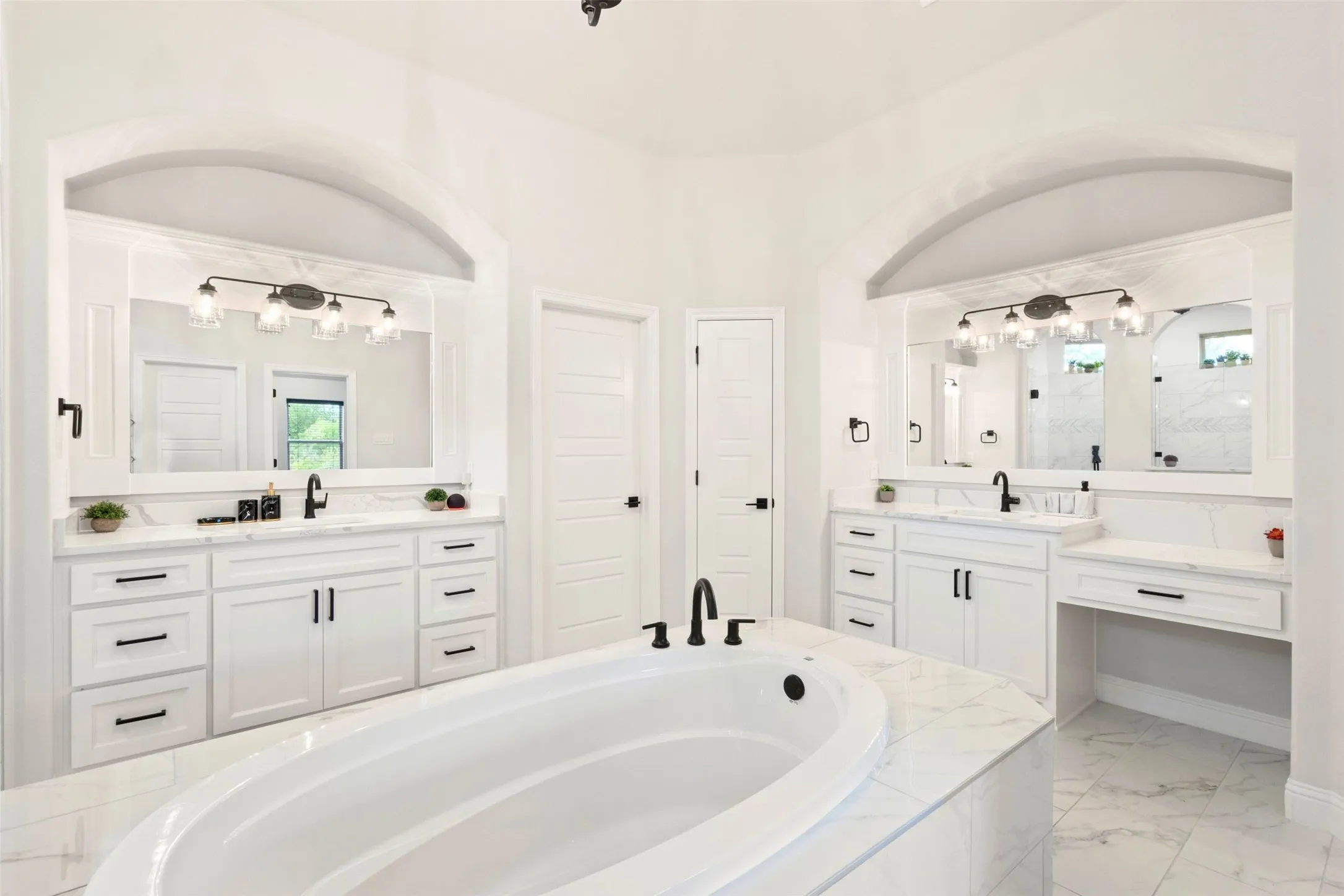 Single Family Residence For Sale in Parker County , 105 Clayton Crossing, Springtown, Texas 76082, 4 Bedroom, 3 Bathroom, 3 Garage spaces, 2,786 Sqft, built in 2022, mls#21250872, Real Estate Agent in Springtown, Homes For Sale in Parker county, Homes For Sale in Springtown, Realtor in Springtown Texas, Real Estate Brokerage Independent Realty Texas, Luminita Cordes Realtor